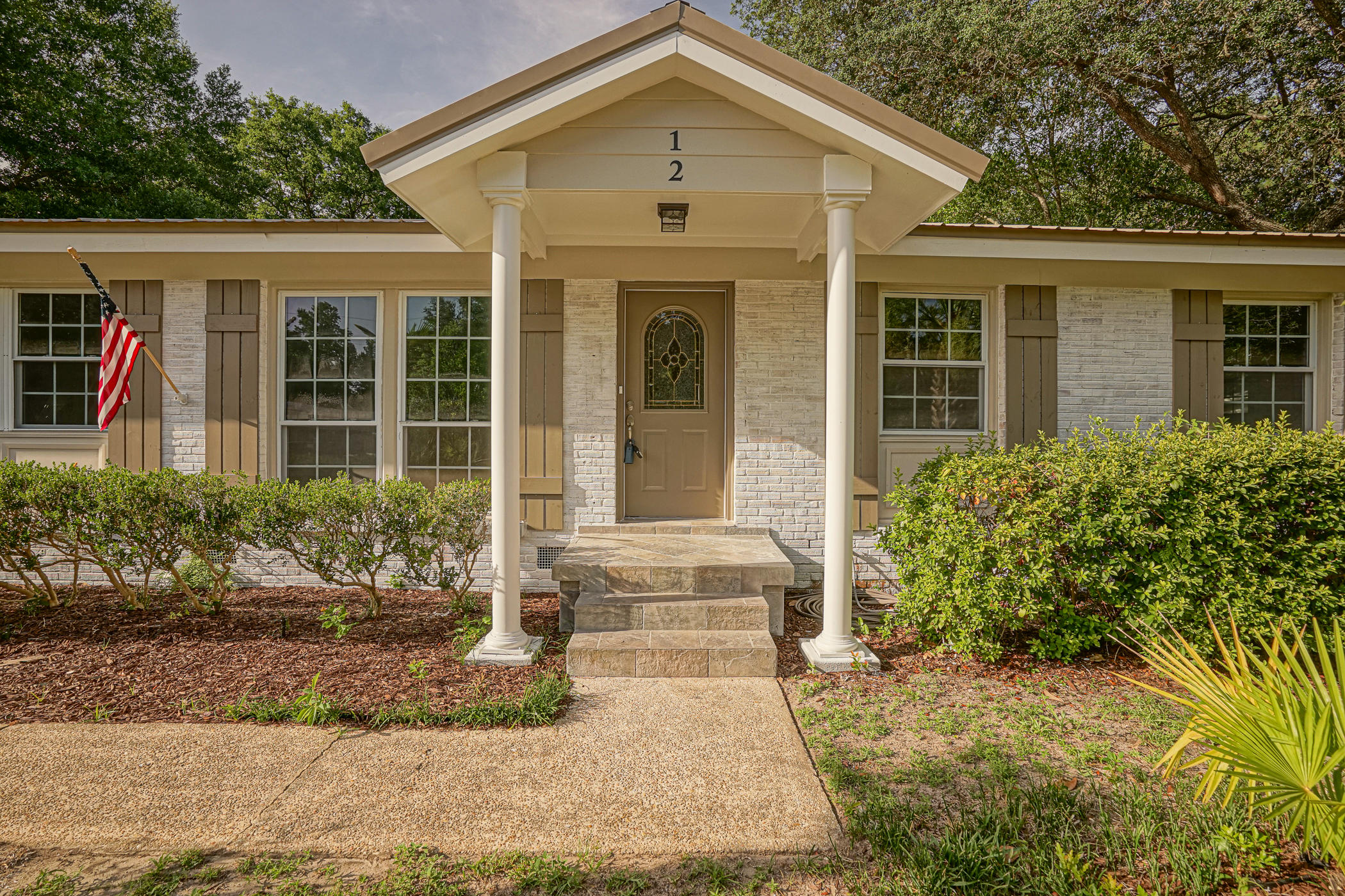BAYOU POQUITO - Residential