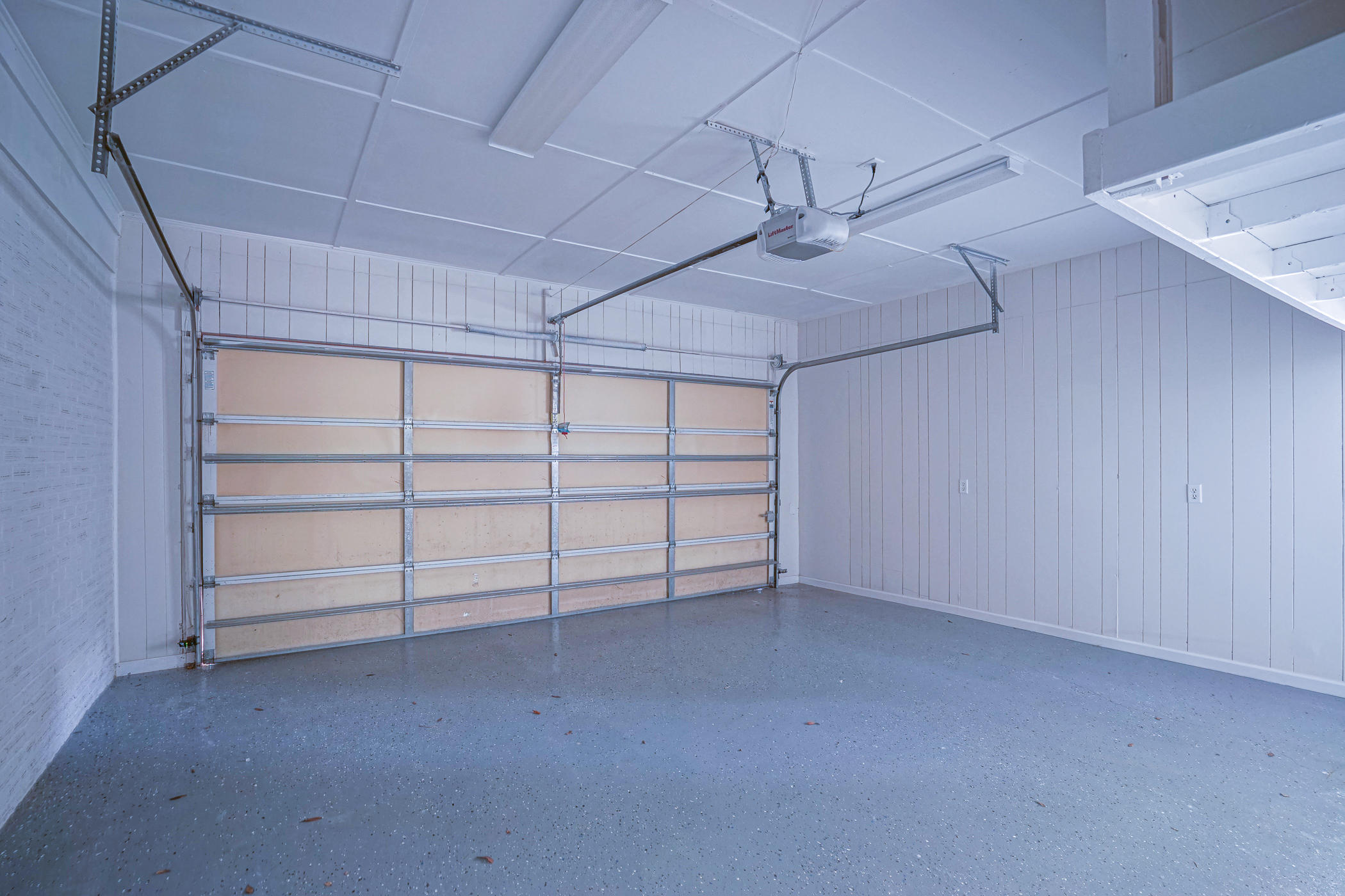 BAYOU POQUITO - Residential