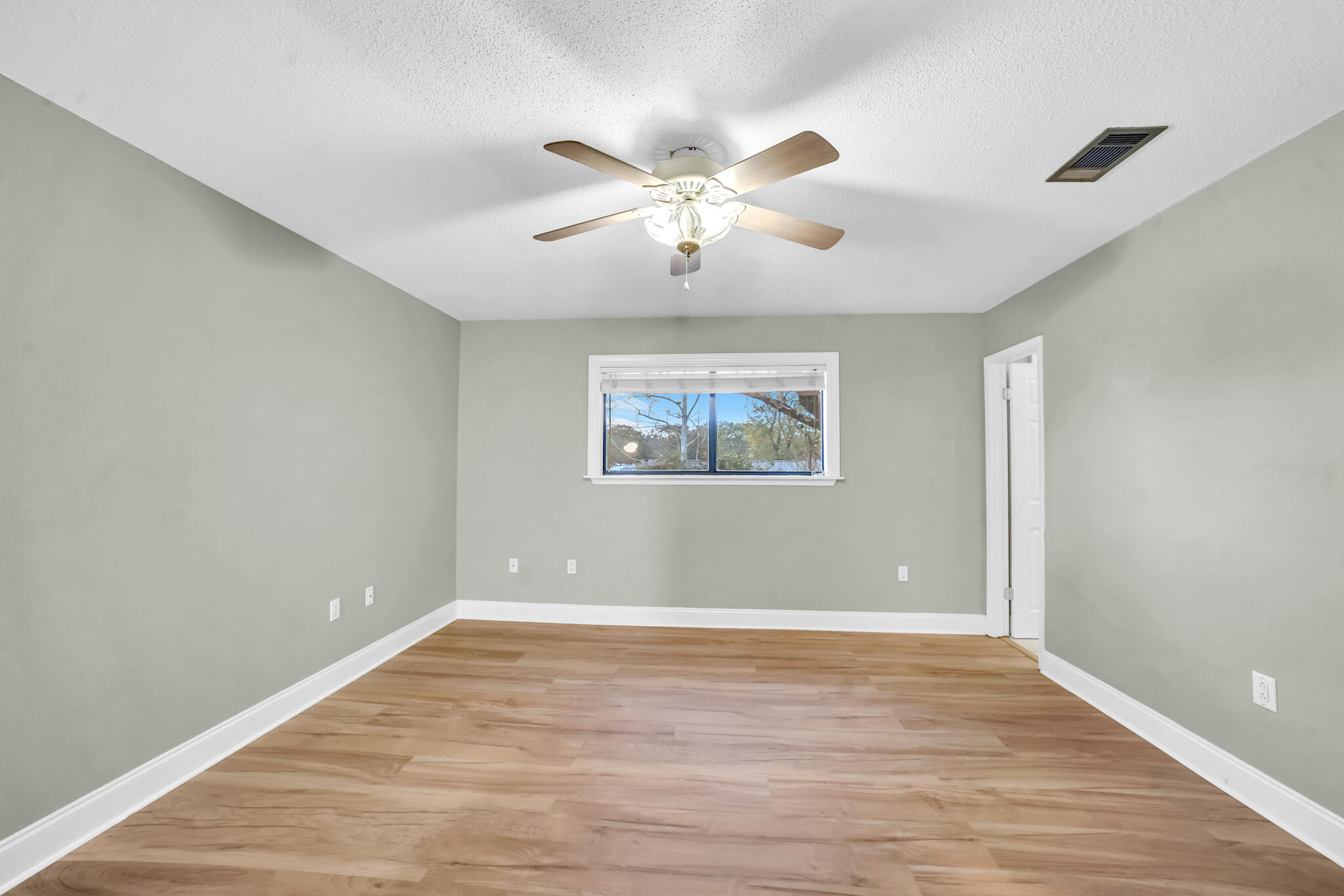 Meigs Add Niceville - Residential Lease