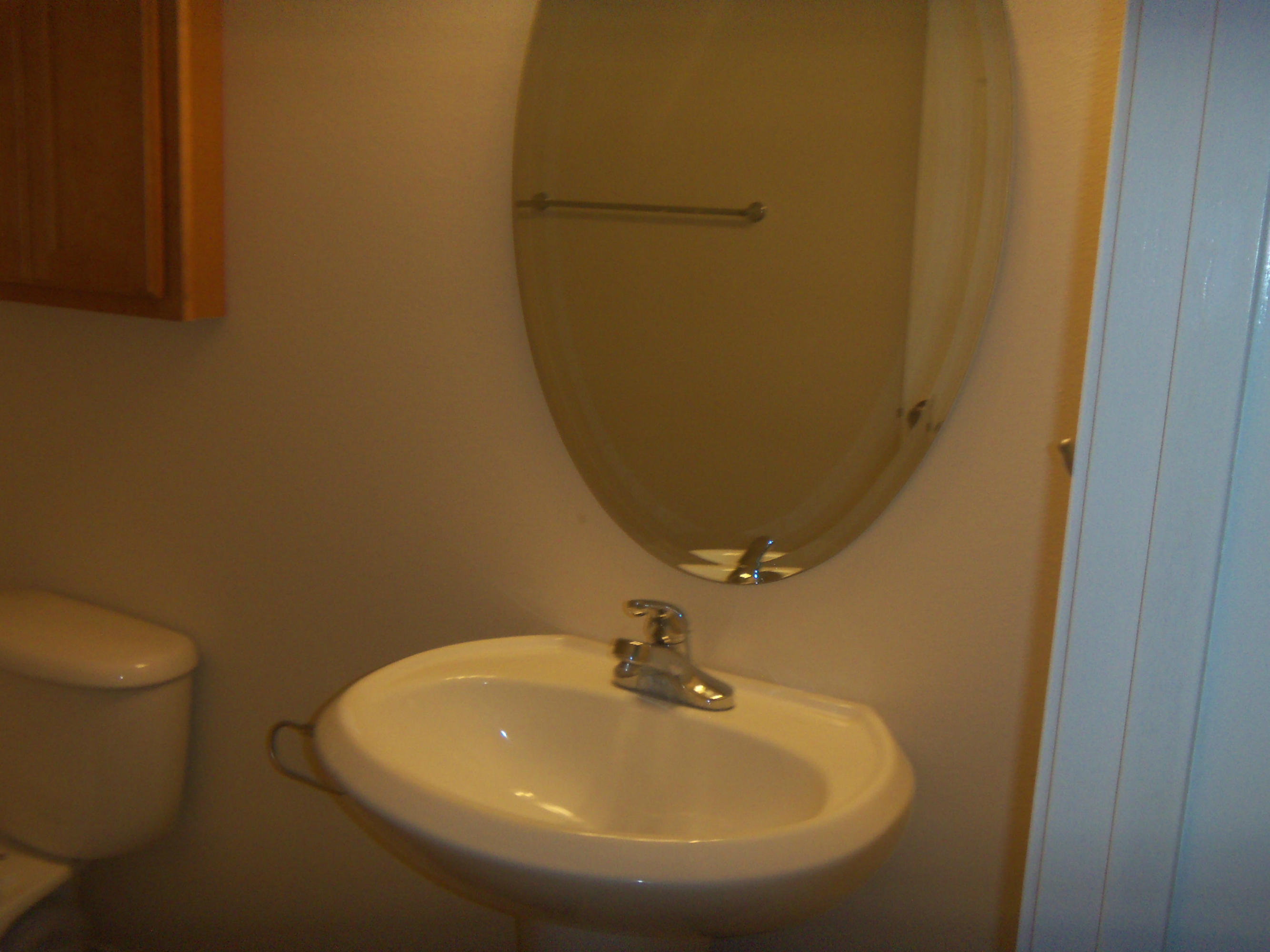 MERIDIAN SQUARE T/H - Residential Lease