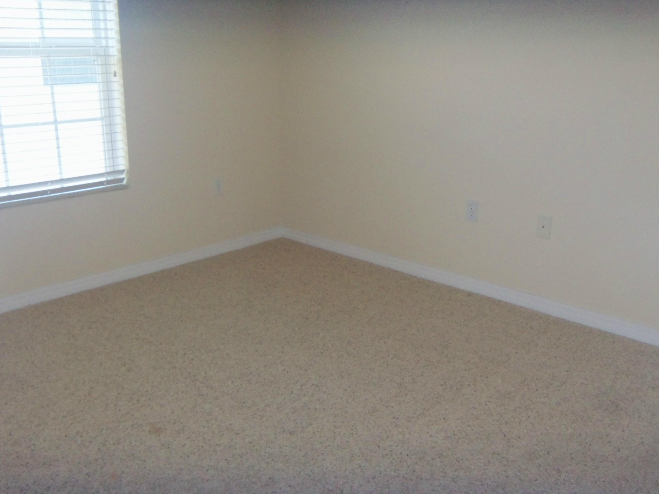 MERIDIAN SQUARE T/H - Residential Lease