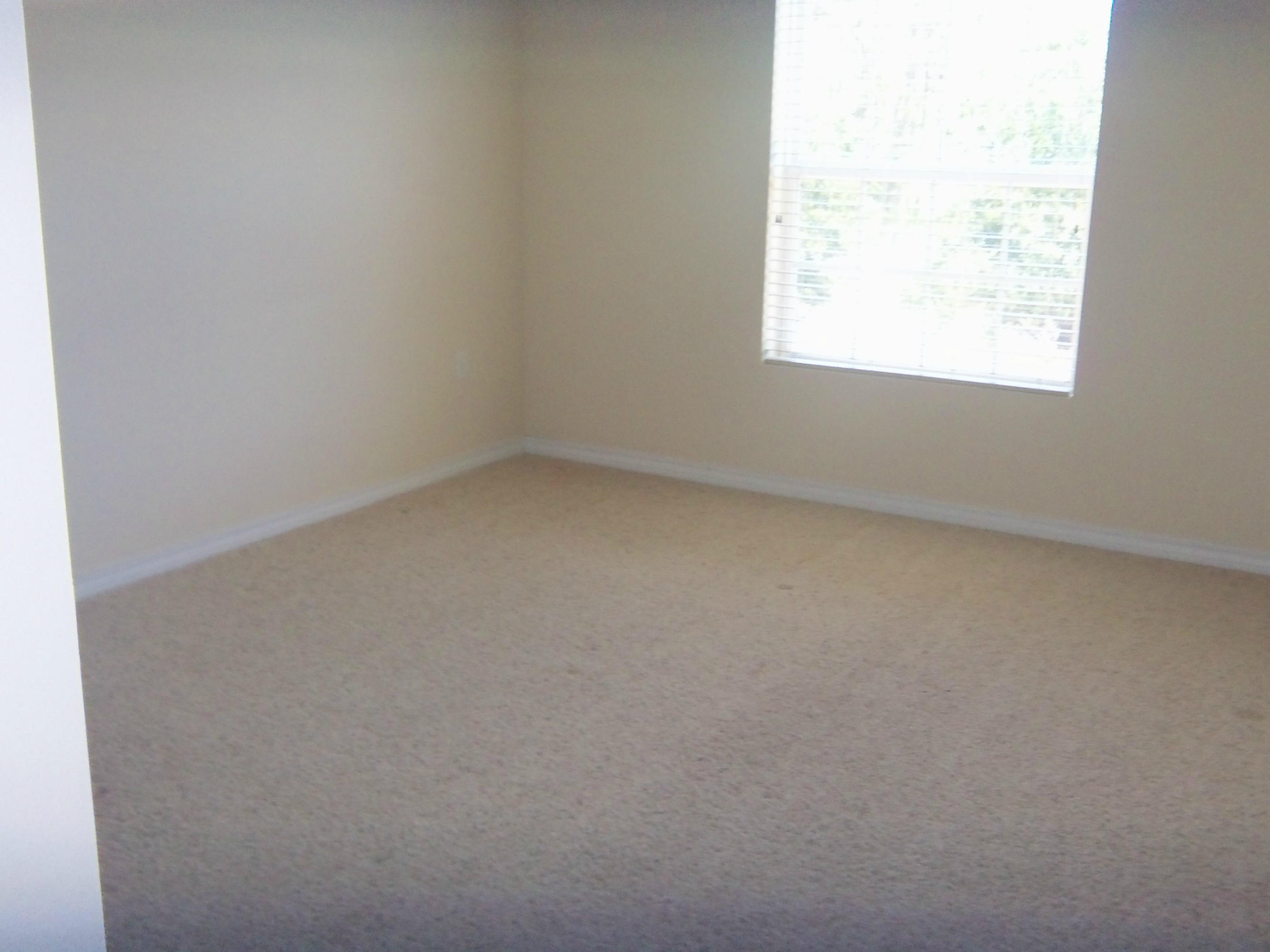 MERIDIAN SQUARE T/H - Residential Lease