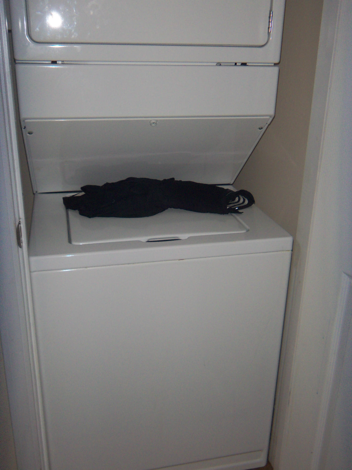 MERIDIAN SQUARE T/H - Residential Lease