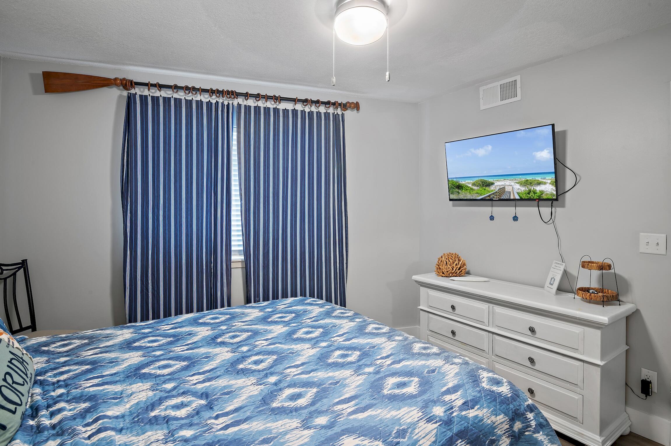 MAINSAIL CONDO PH 5 - Residential