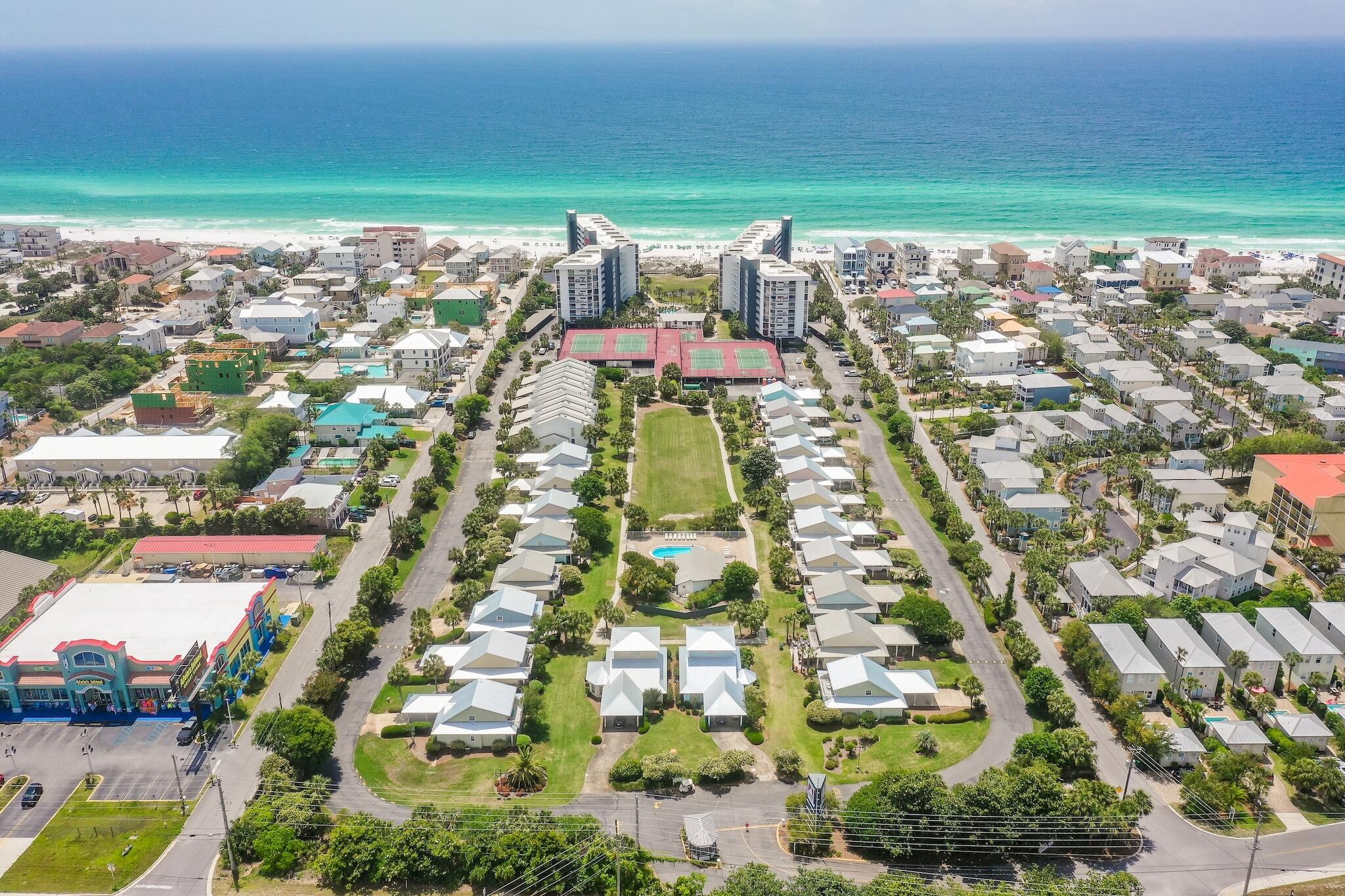 MAINSAIL CONDO PH 5 - Residential