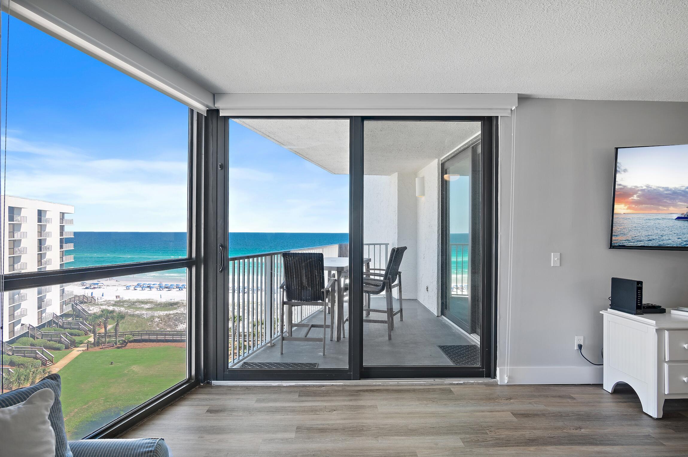 MAINSAIL CONDO PH 5 - Residential