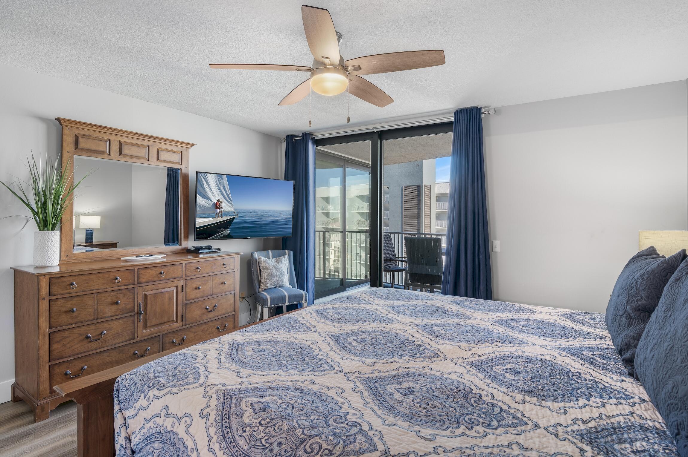 MAINSAIL CONDO PH 5 - Residential