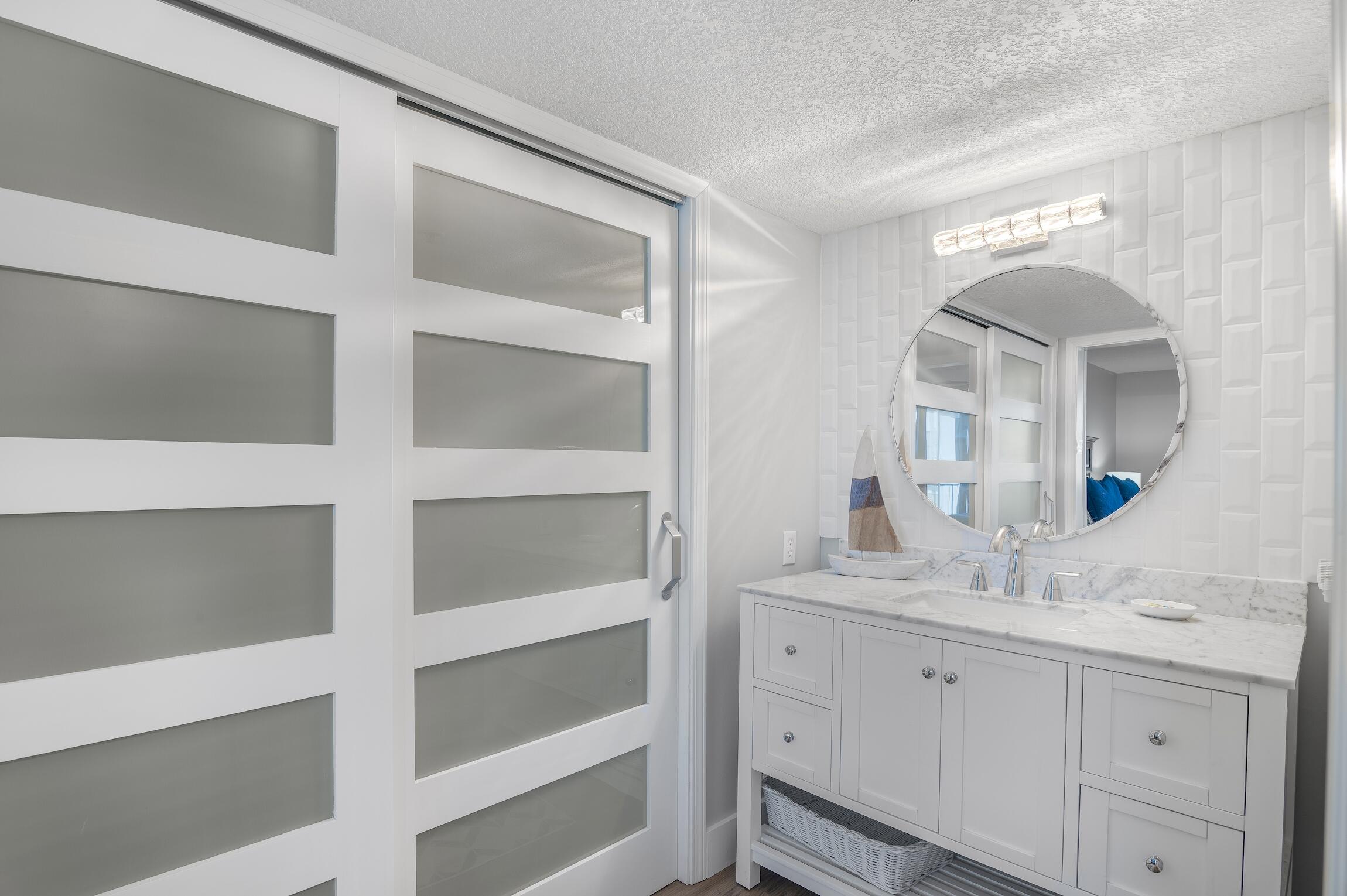 MAINSAIL CONDO PH 5 - Residential