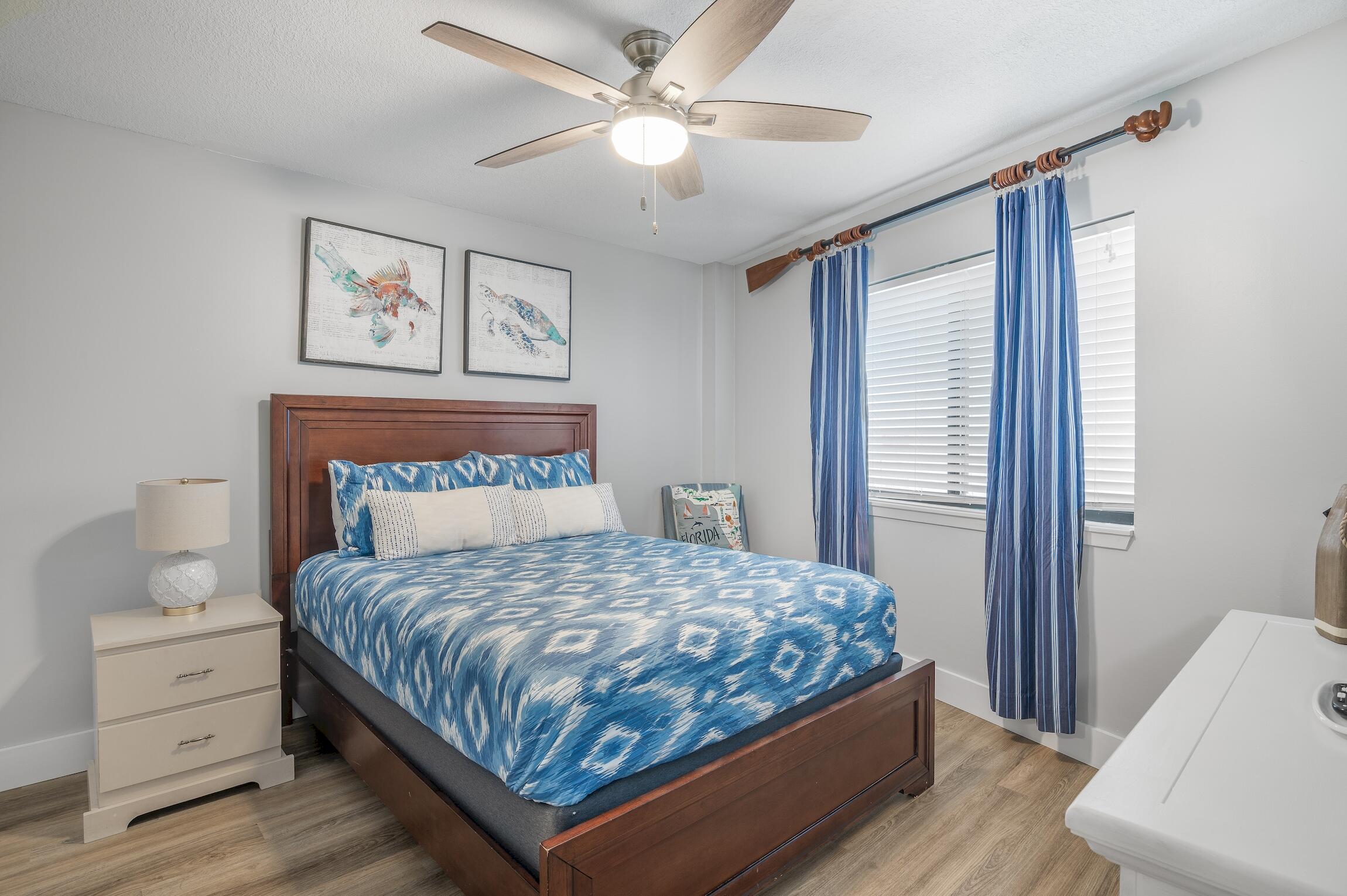 MAINSAIL CONDO PH 5 - Residential