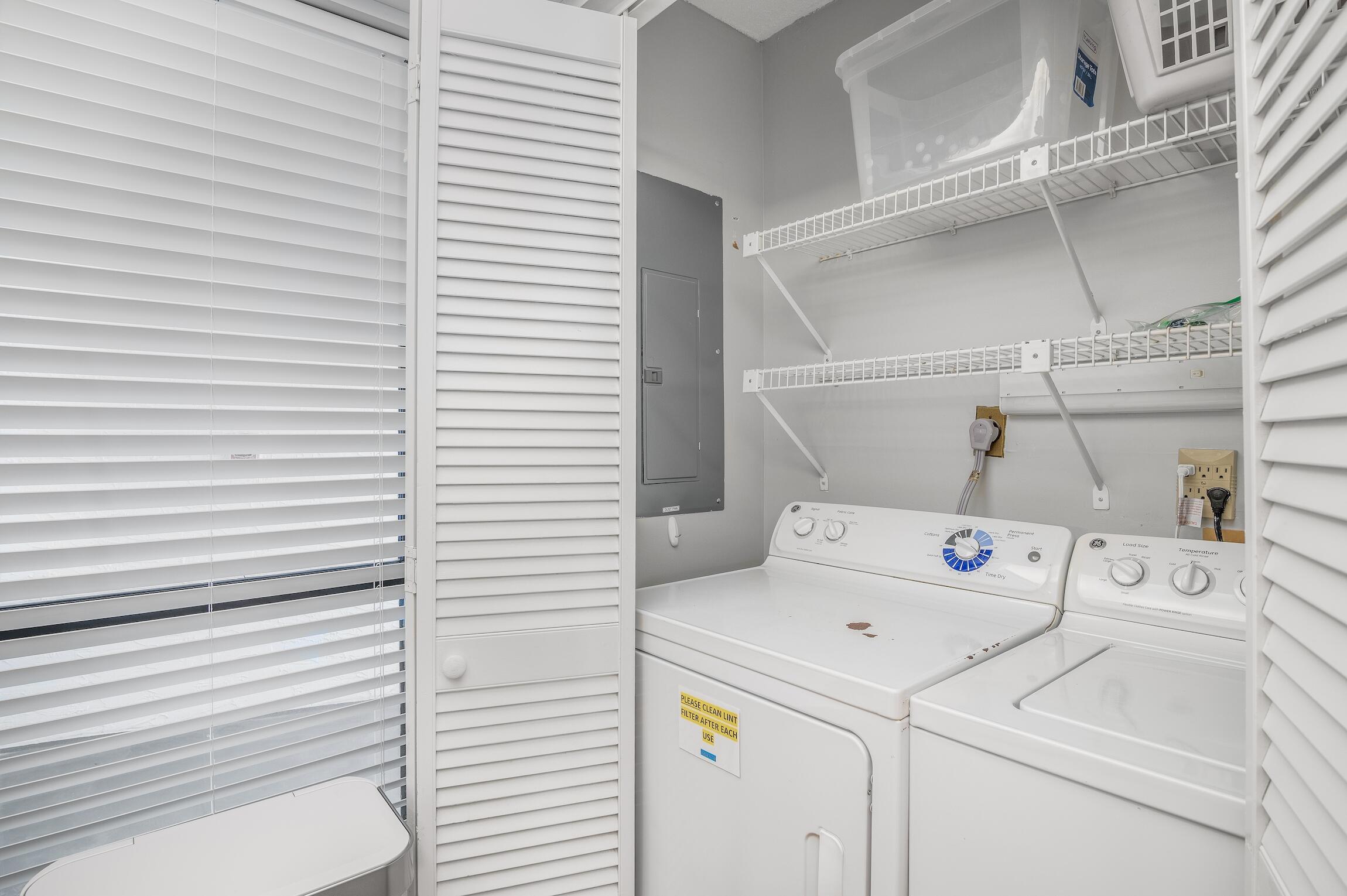 MAINSAIL CONDO PH 5 - Residential