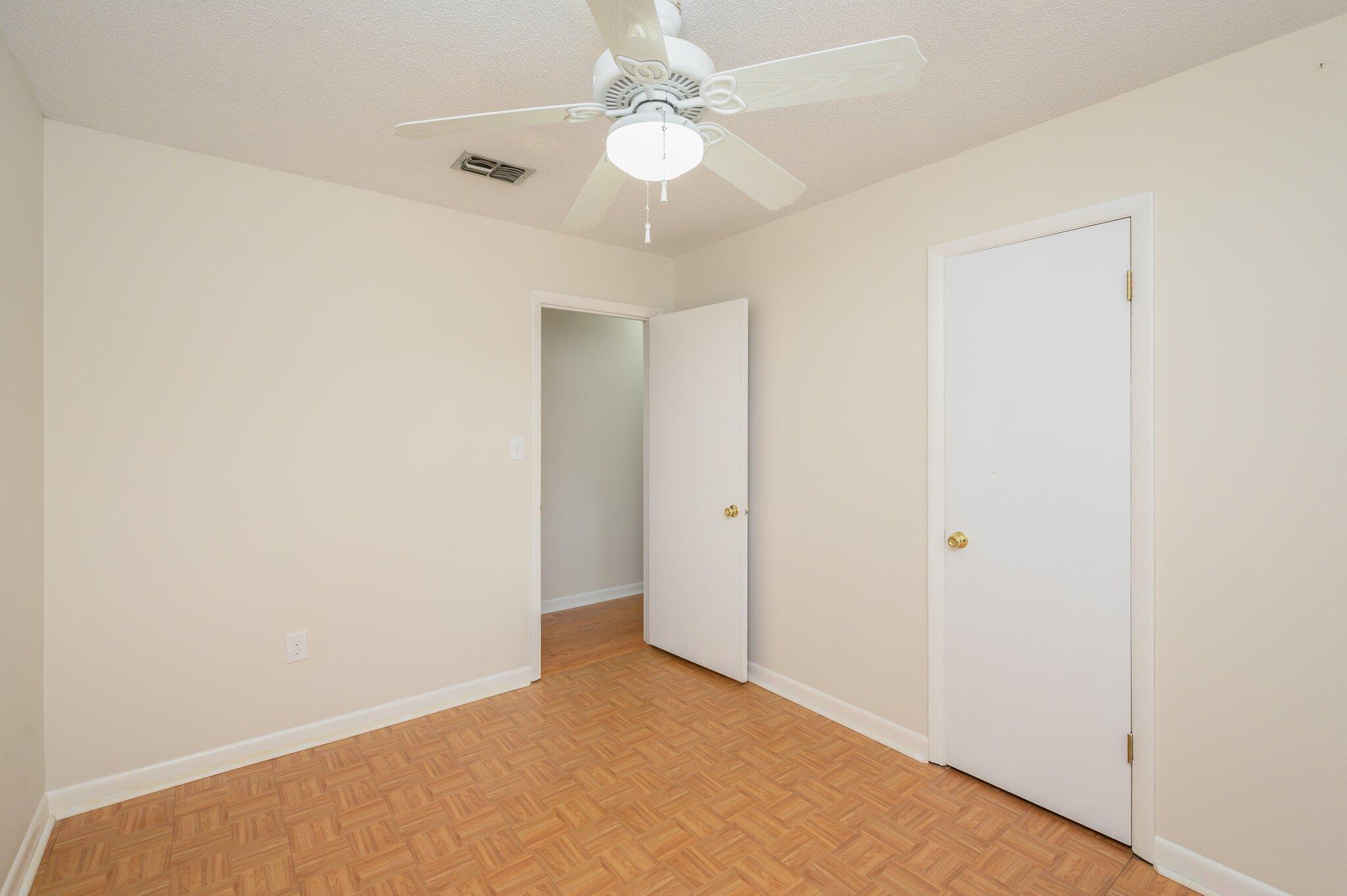 BAY RIDGE PARK - Residential