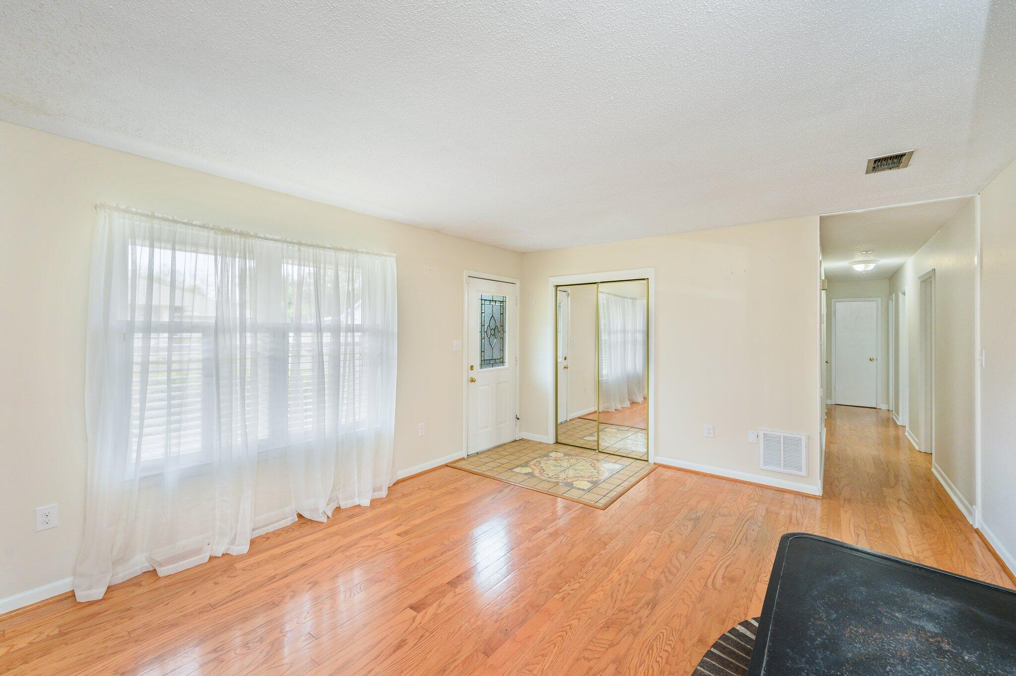 BAY RIDGE PARK - Residential