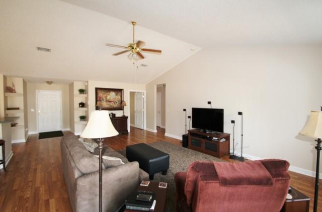 The Pines - Residential