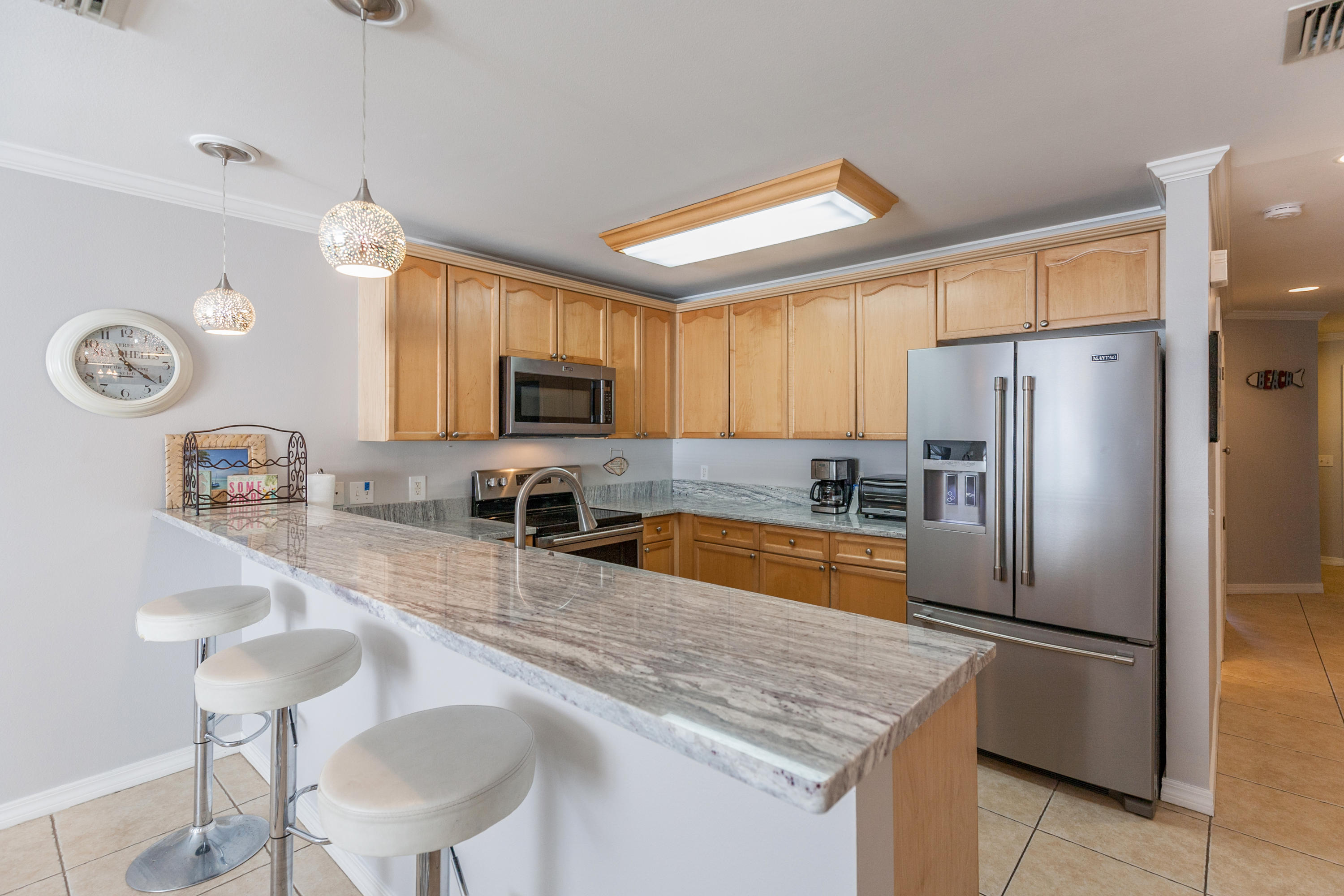 ROYAL SEAESTA - Residential