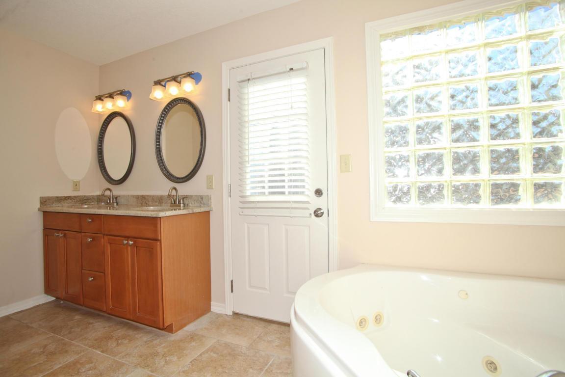 METES & BOUNDS - Residential Lease