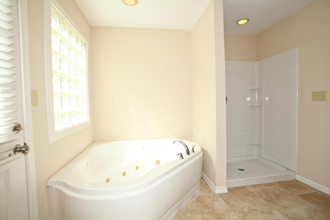 METES & BOUNDS - Residential Lease