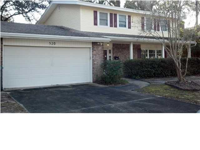 CHELSEA WOODS - Residential