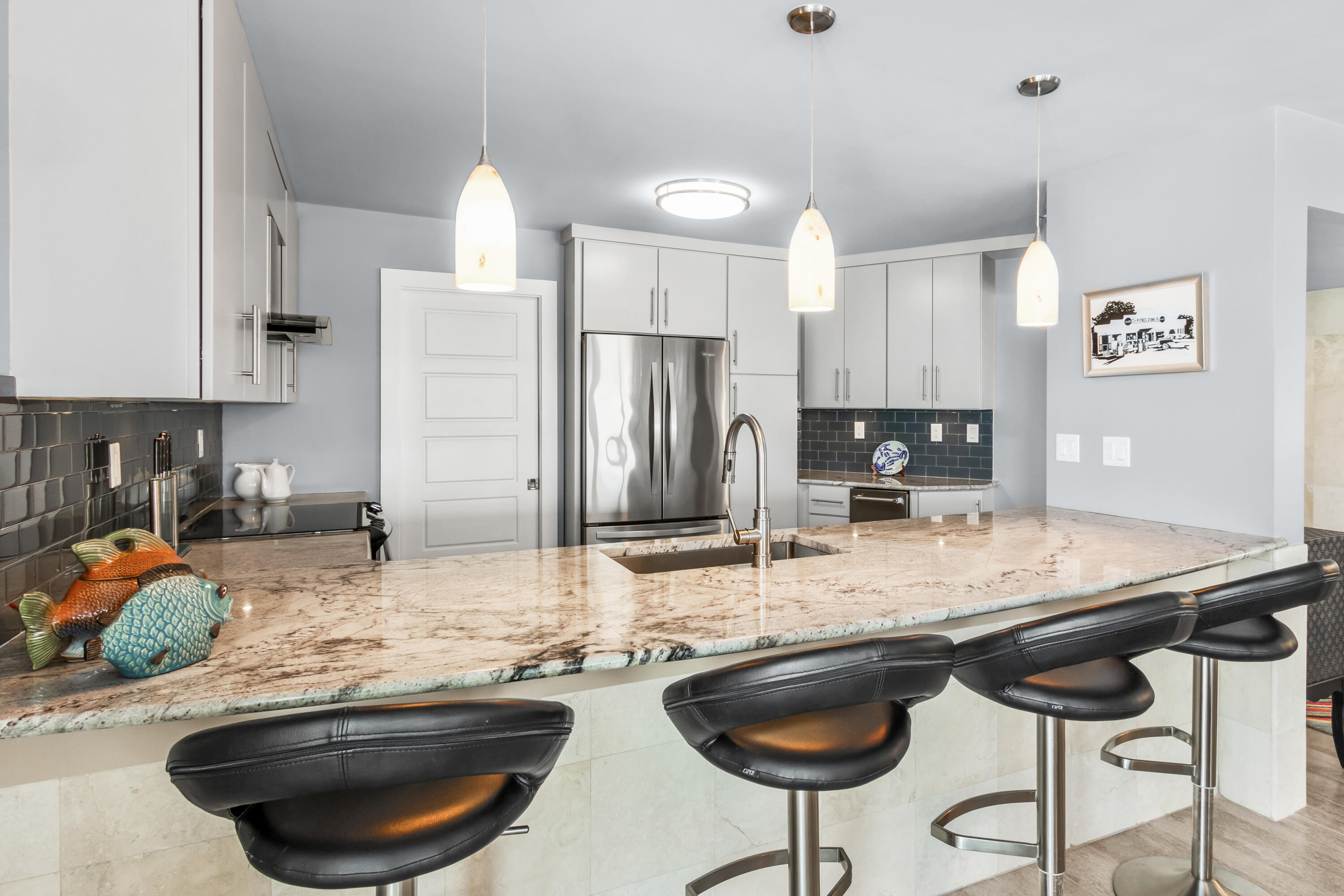 Emerald Towers Condominiums - Residential