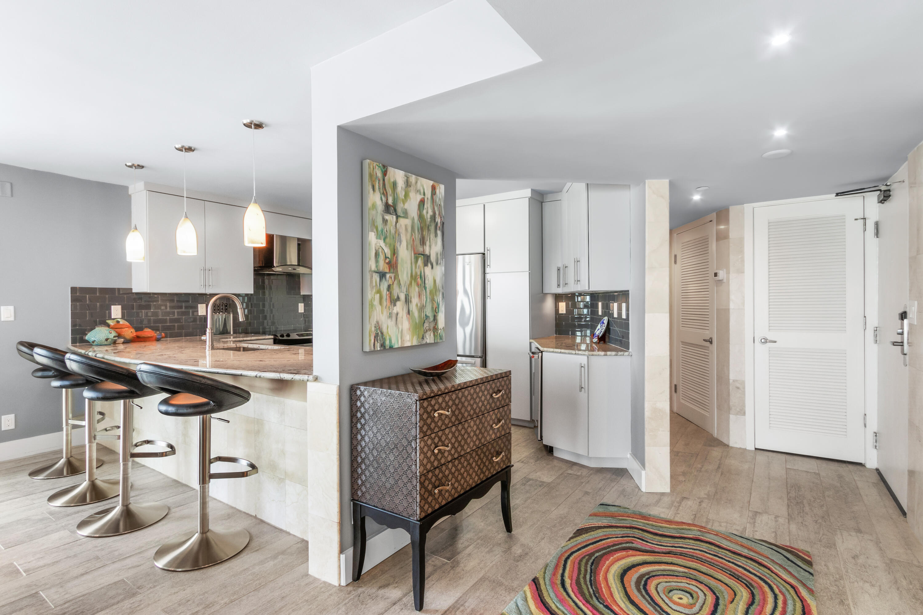 Emerald Towers Condominiums - Residential