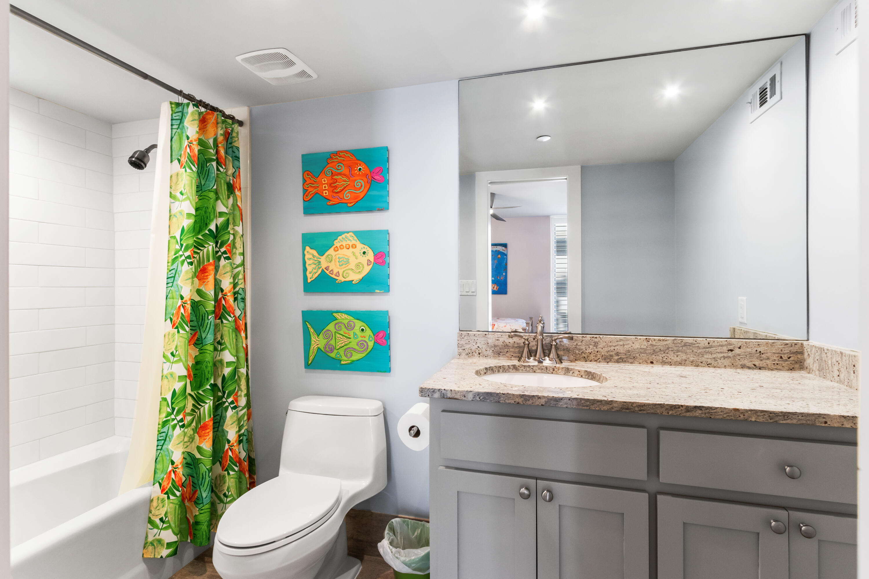 Emerald Towers Condominiums - Residential