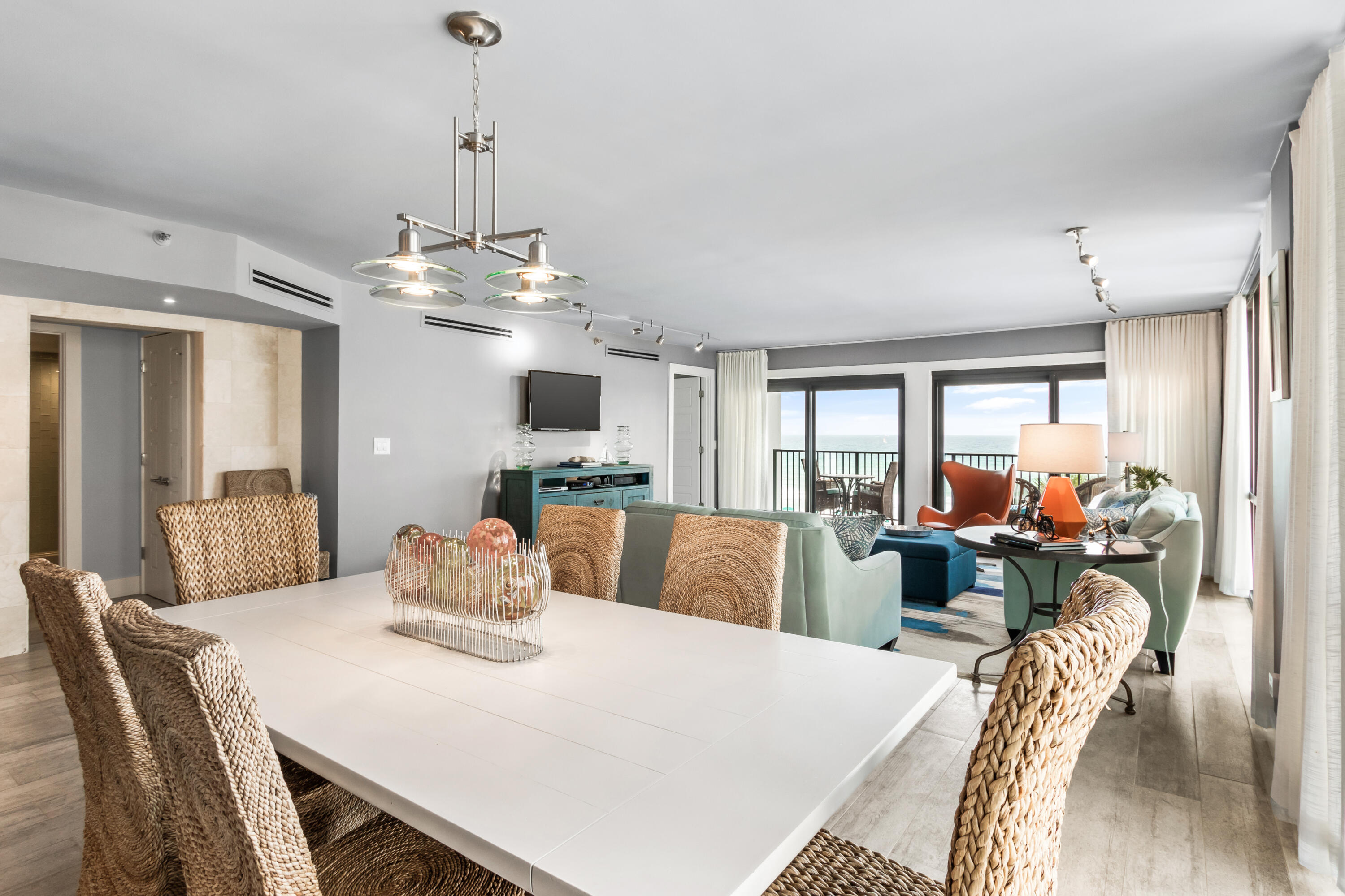 Emerald Towers Condominiums - Residential