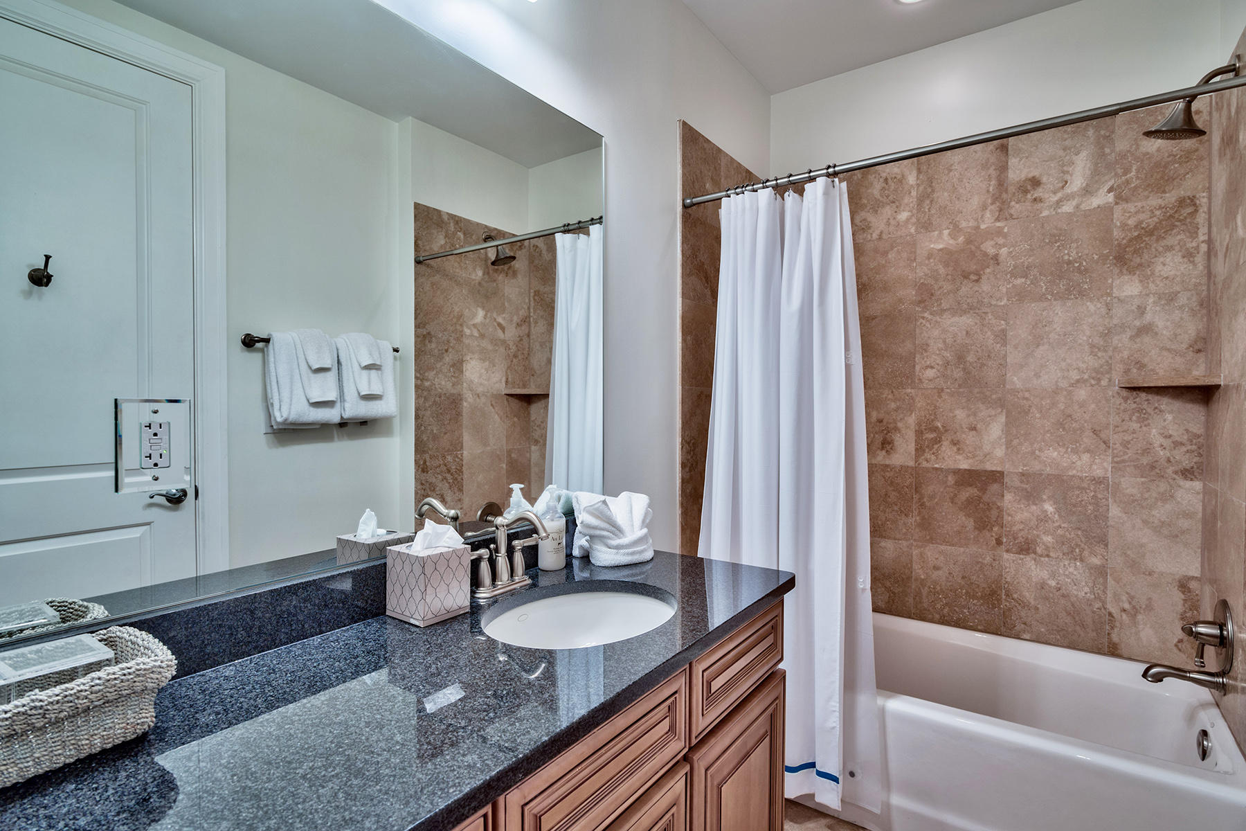 SANCTUARY BY THE SEA CONDO - Residential