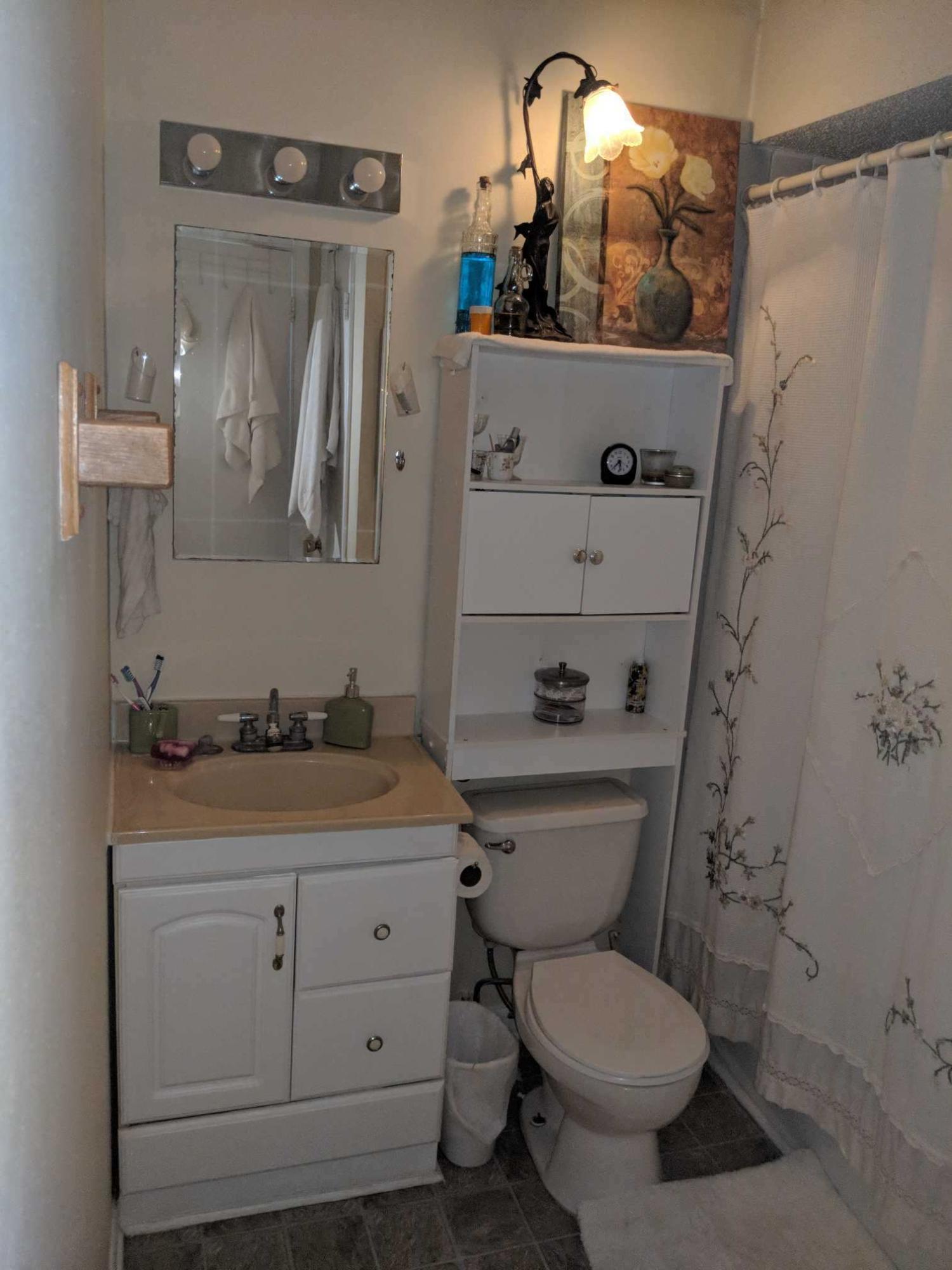 BAYVIEW WATERS CONDO - Residential