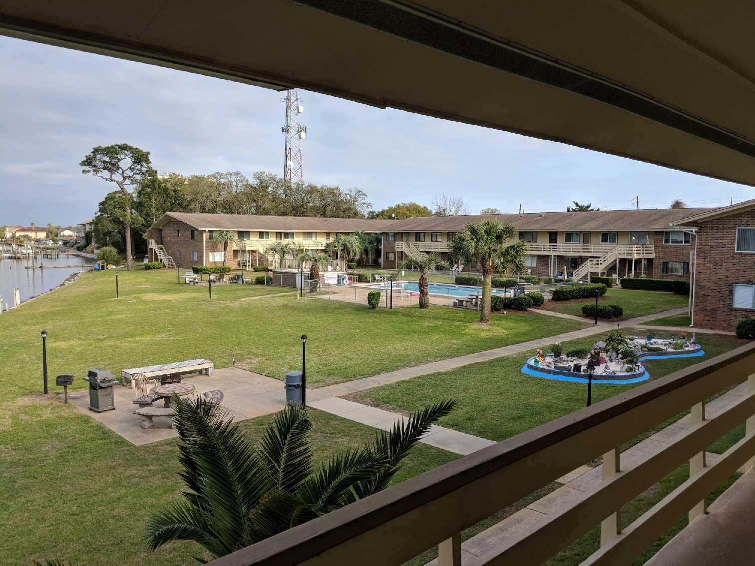 BAYVIEW WATERS CONDO - Residential