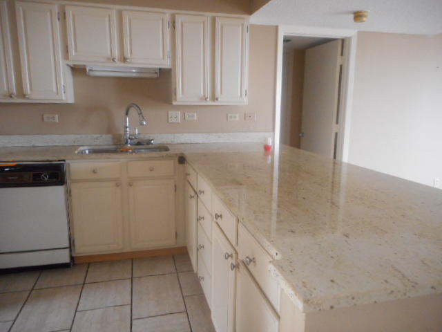 MAINSAIL CONDO PH 3 - Residential