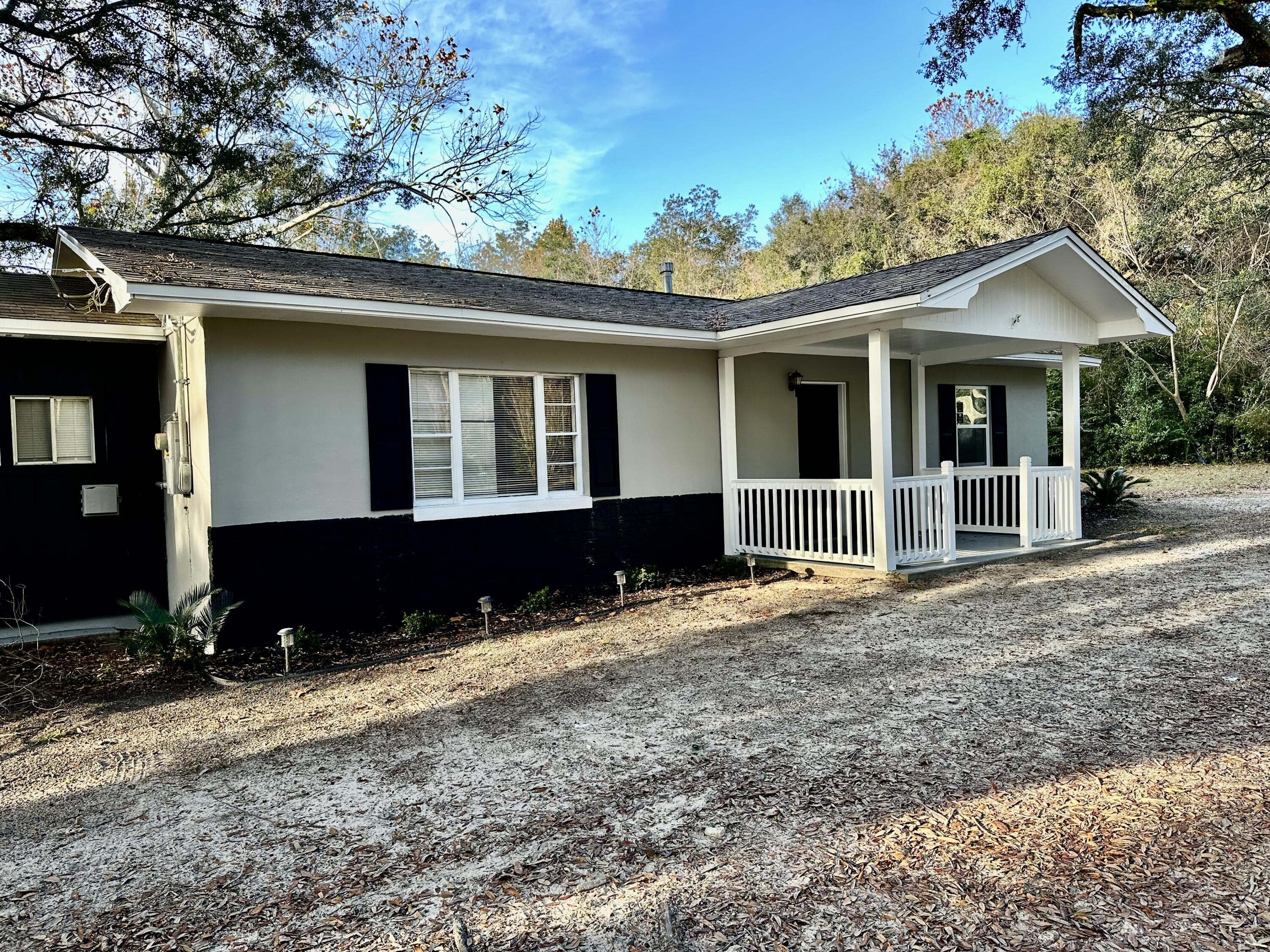 CINCO ADDN TO CRESTVIEW - Residential