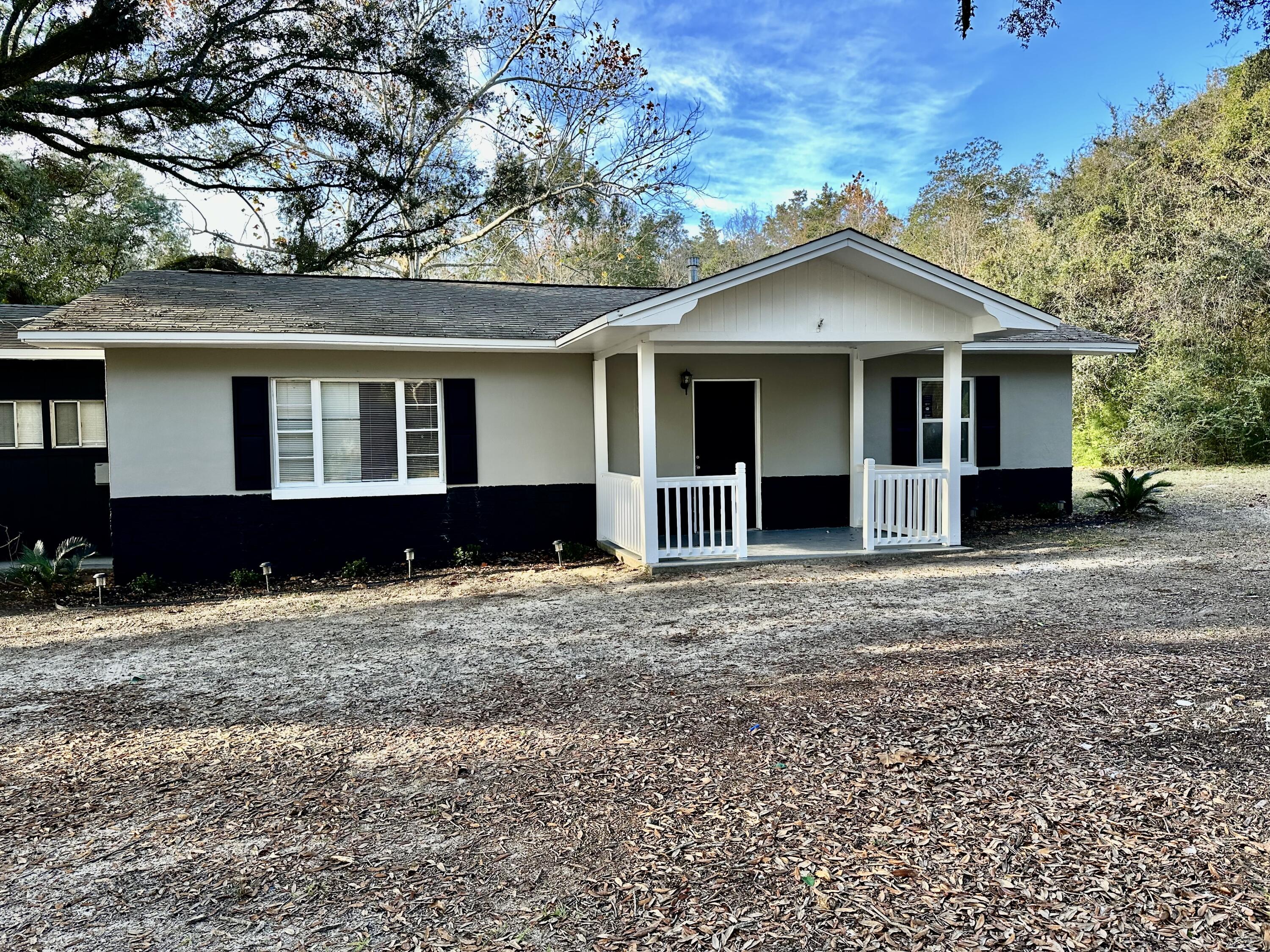 CINCO ADDN TO CRESTVIEW - Residential