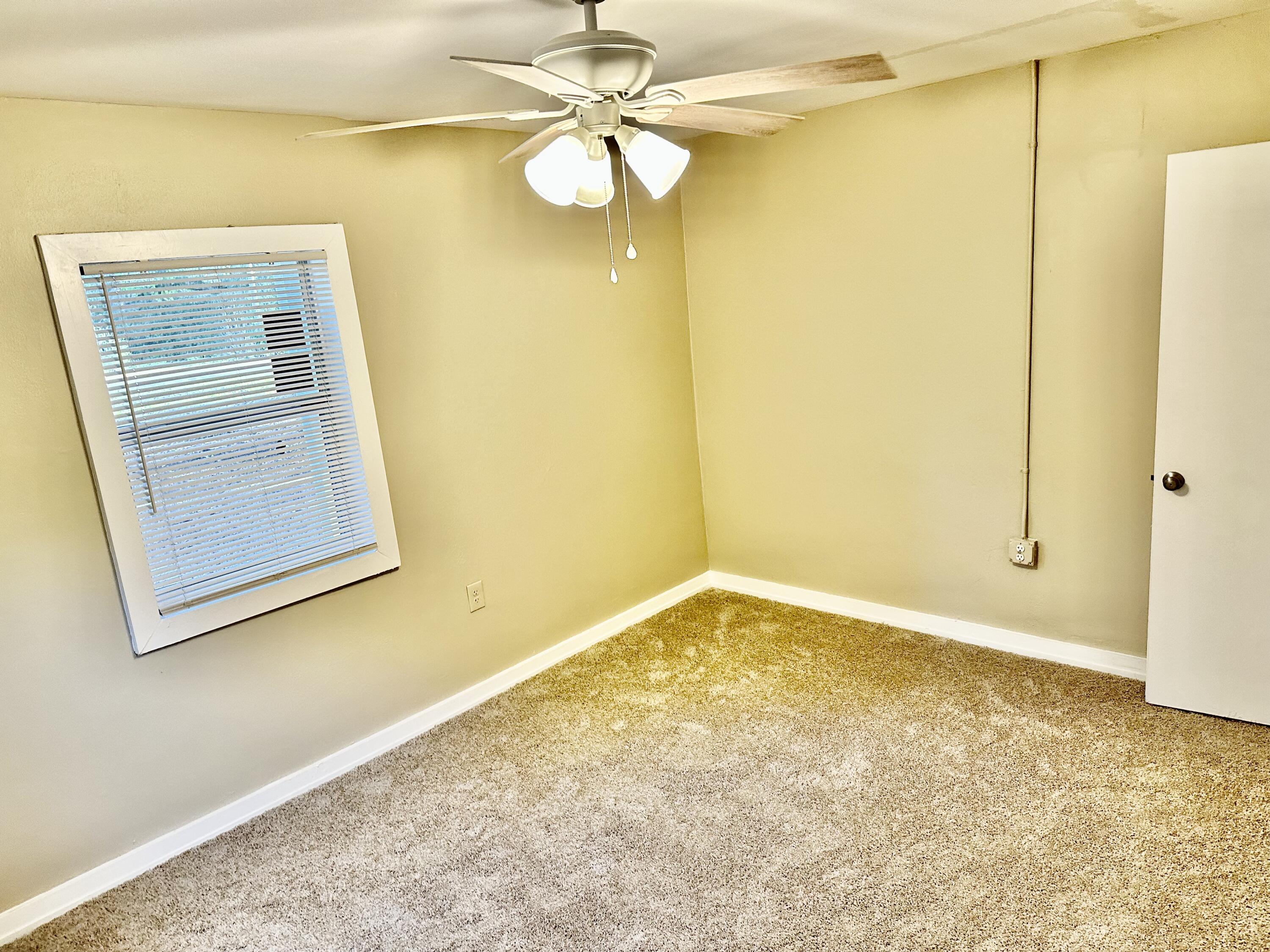 CINCO ADDN TO CRESTVIEW - Residential