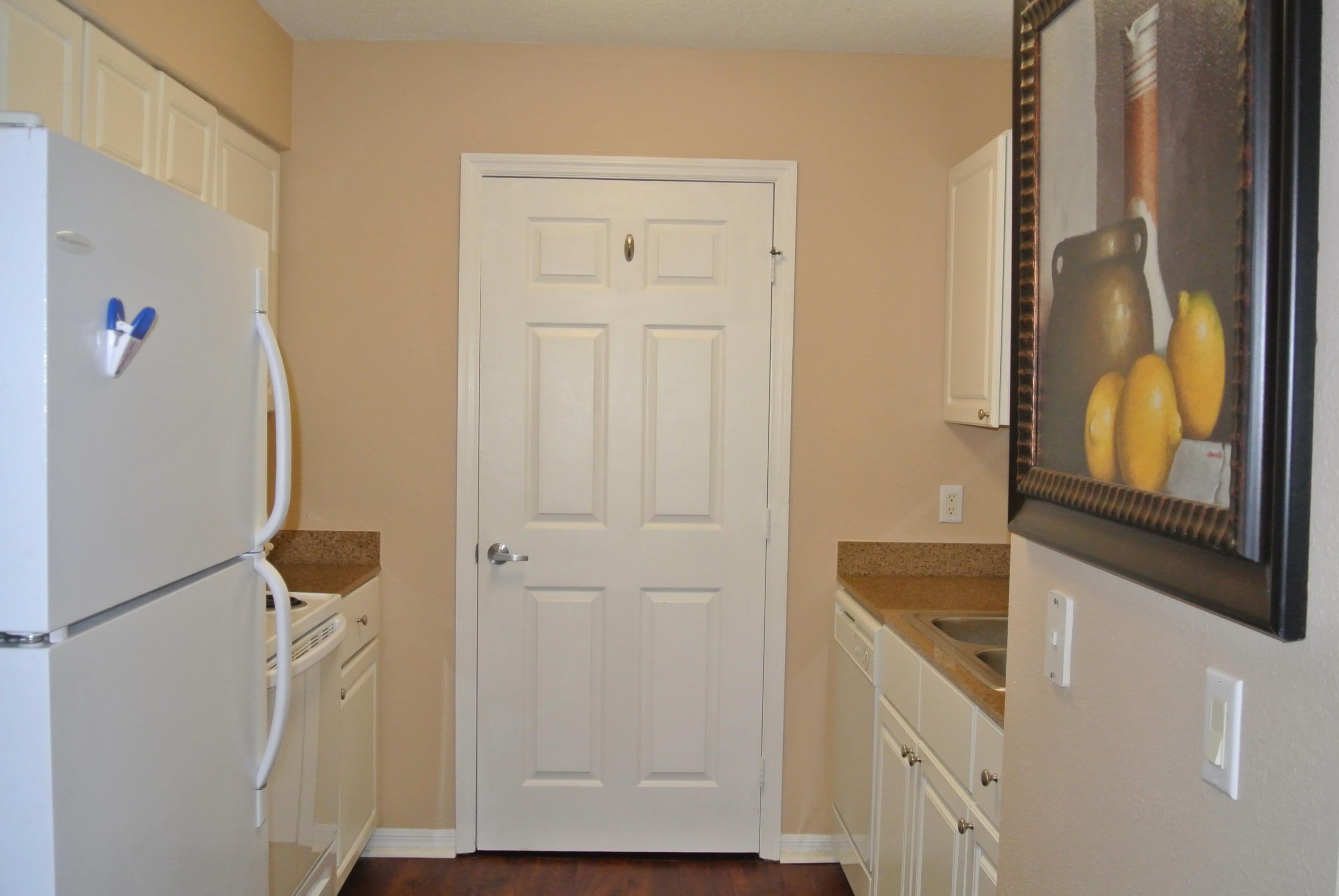 FLORIDA CLUB - Residential Lease