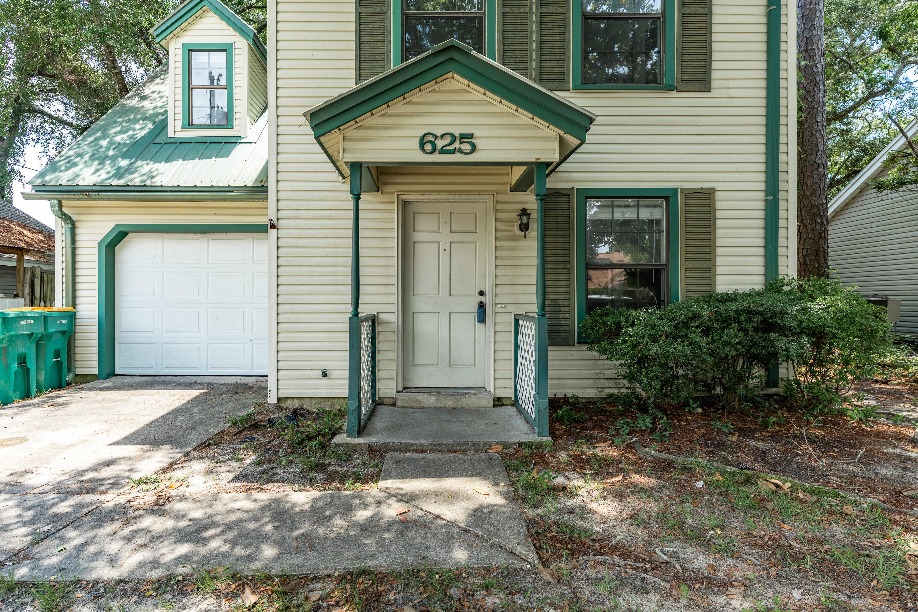 CANDLEWOOD VILLAGE - Residential