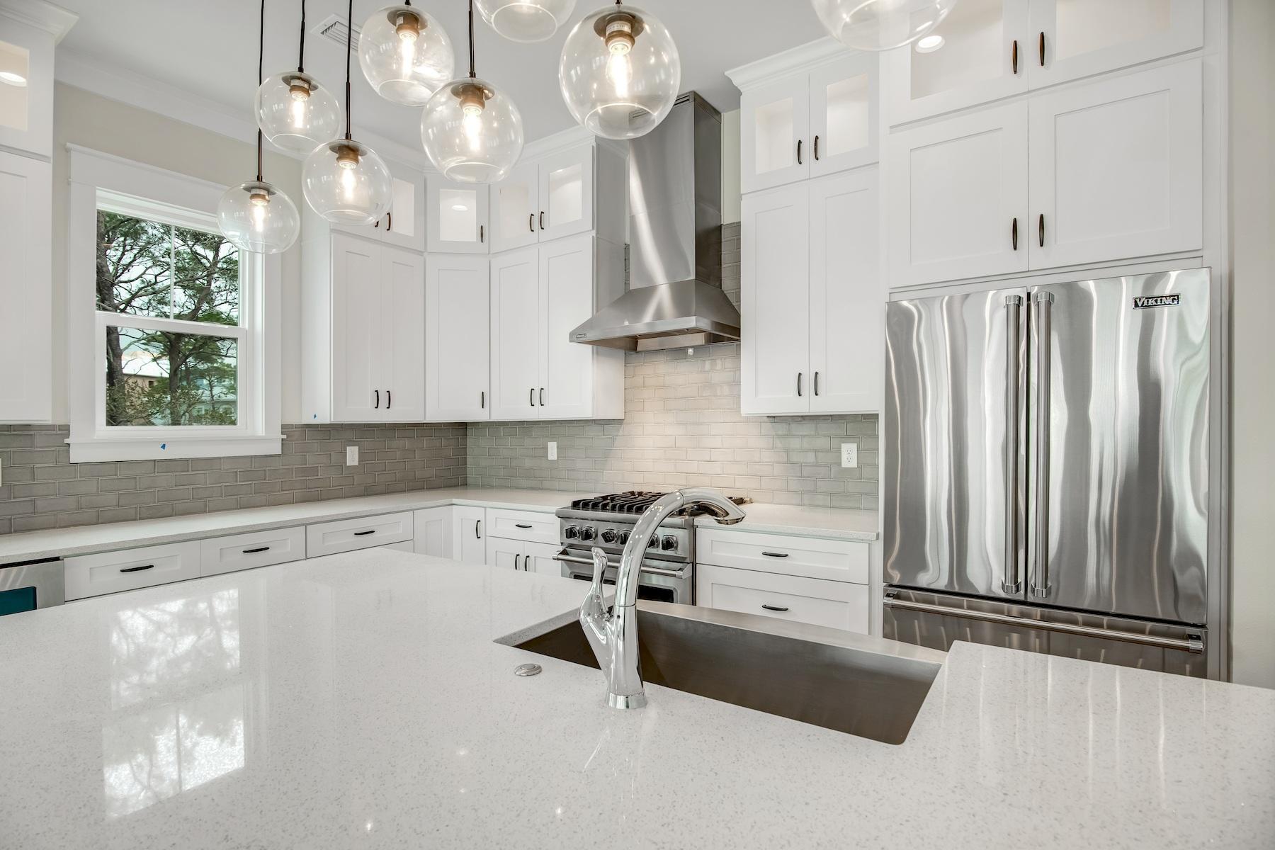 HIGHLAND PARKS - Residential