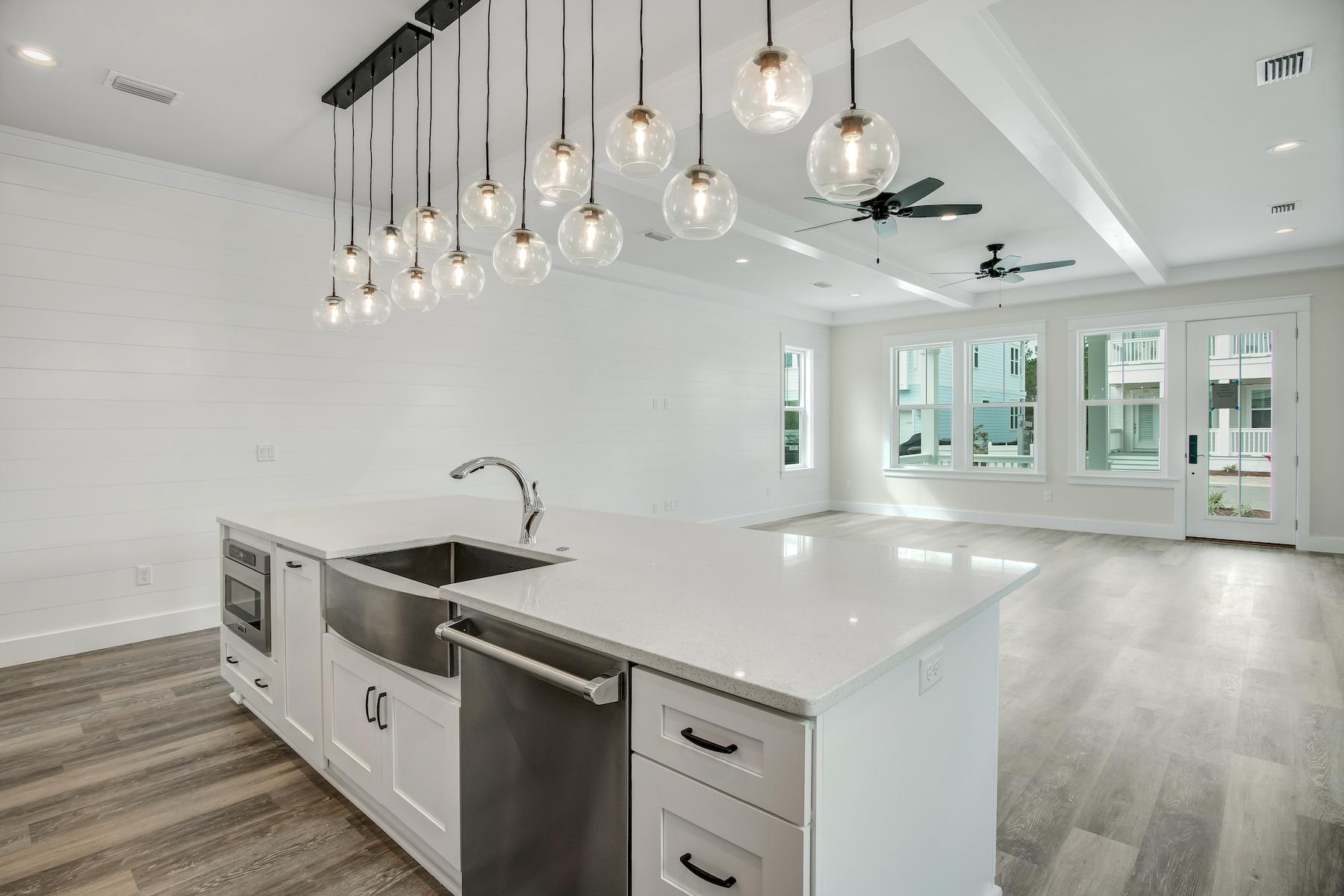 HIGHLAND PARKS - Residential