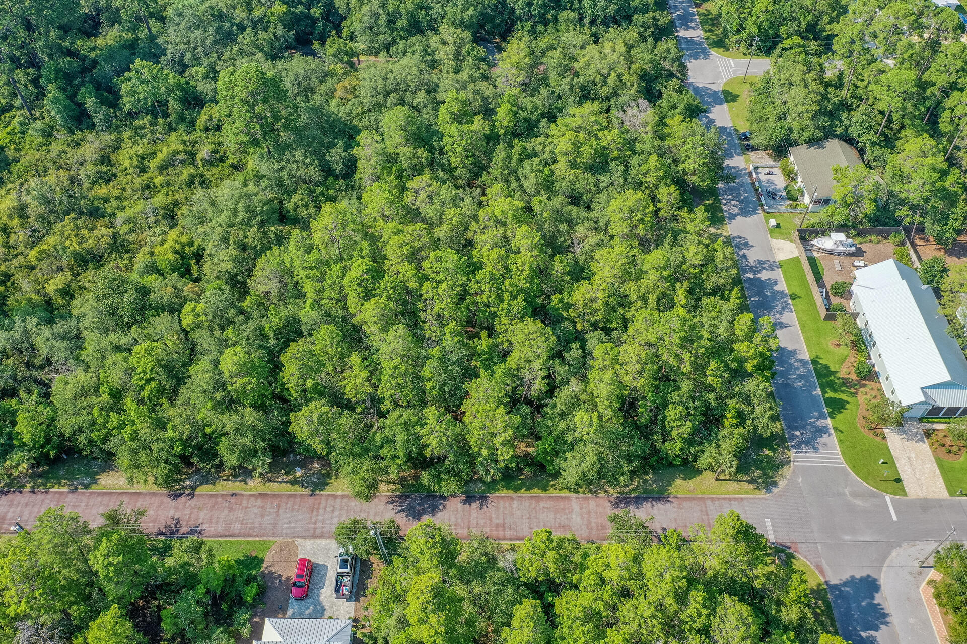 GRAYTON BAYOU - Land