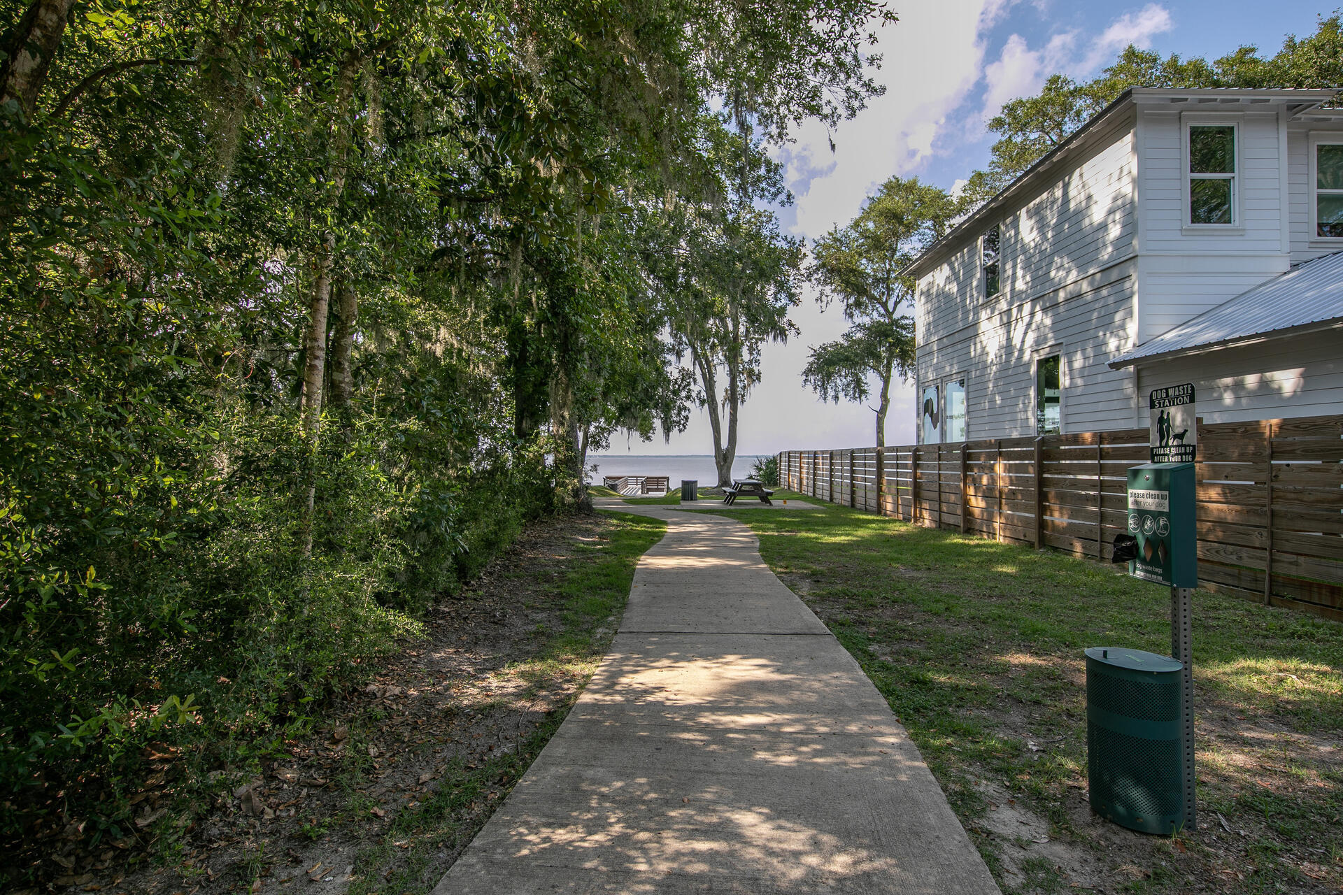 GRAYTON BAYOU - Land