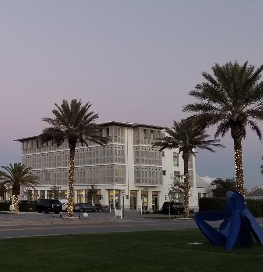Beautiful, Gulf facing penthouse condo in the May Building above Citizens restaurant.