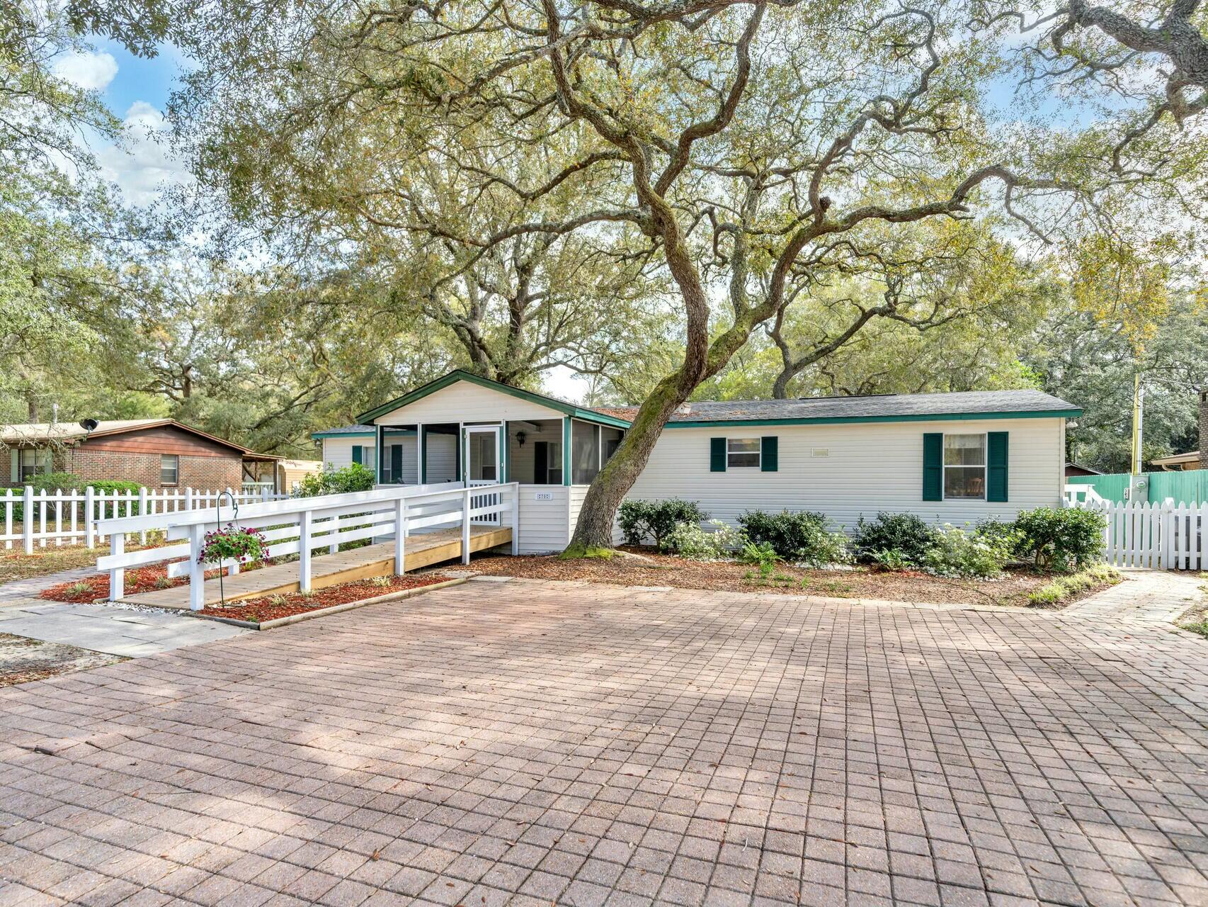 CHOCTAW 2ND ADDN - Residential