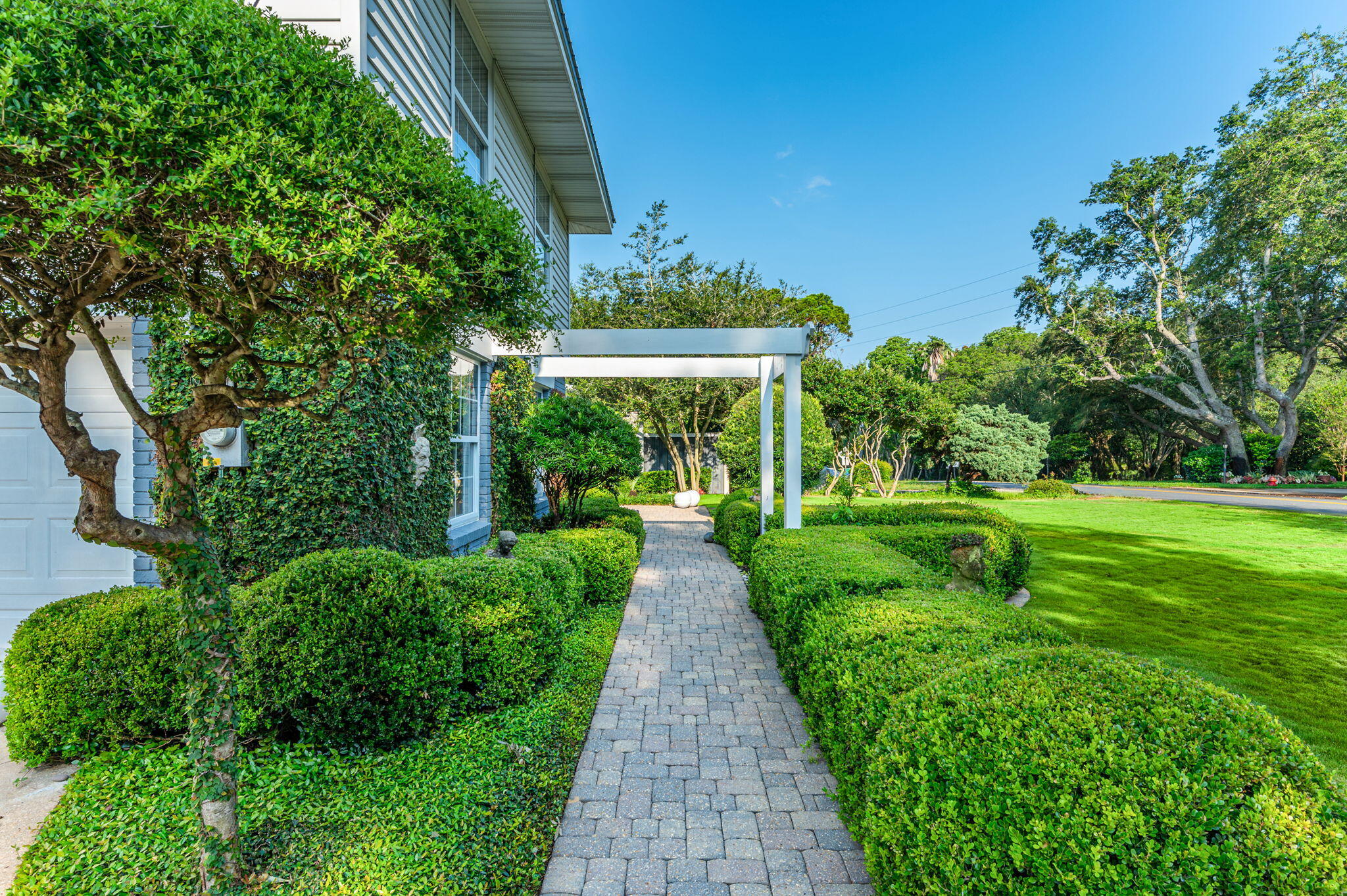 LAKE LORRAINE ESTATES 2 - Residential