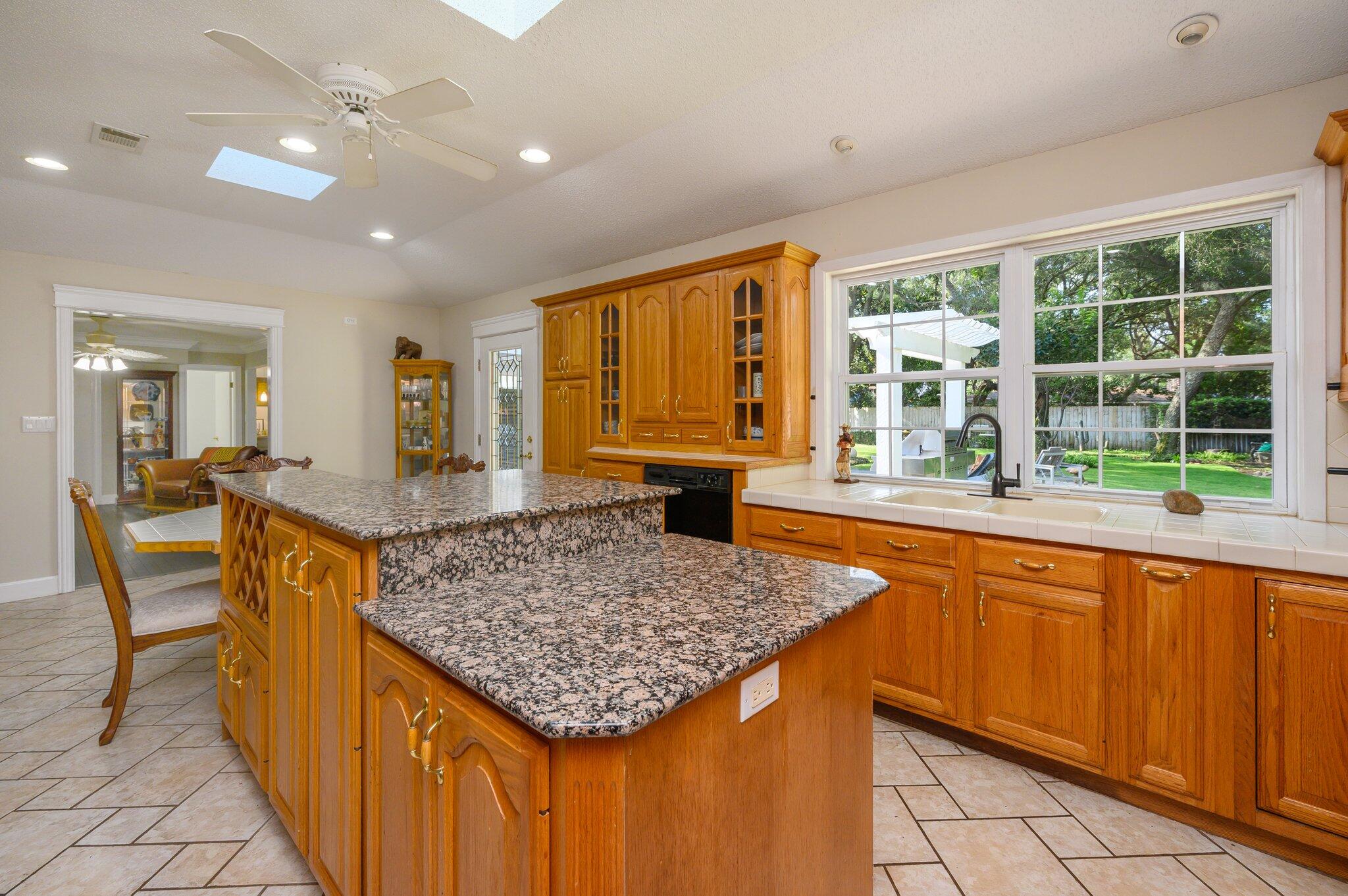 LAKE LORRAINE ESTATES 2 - Residential