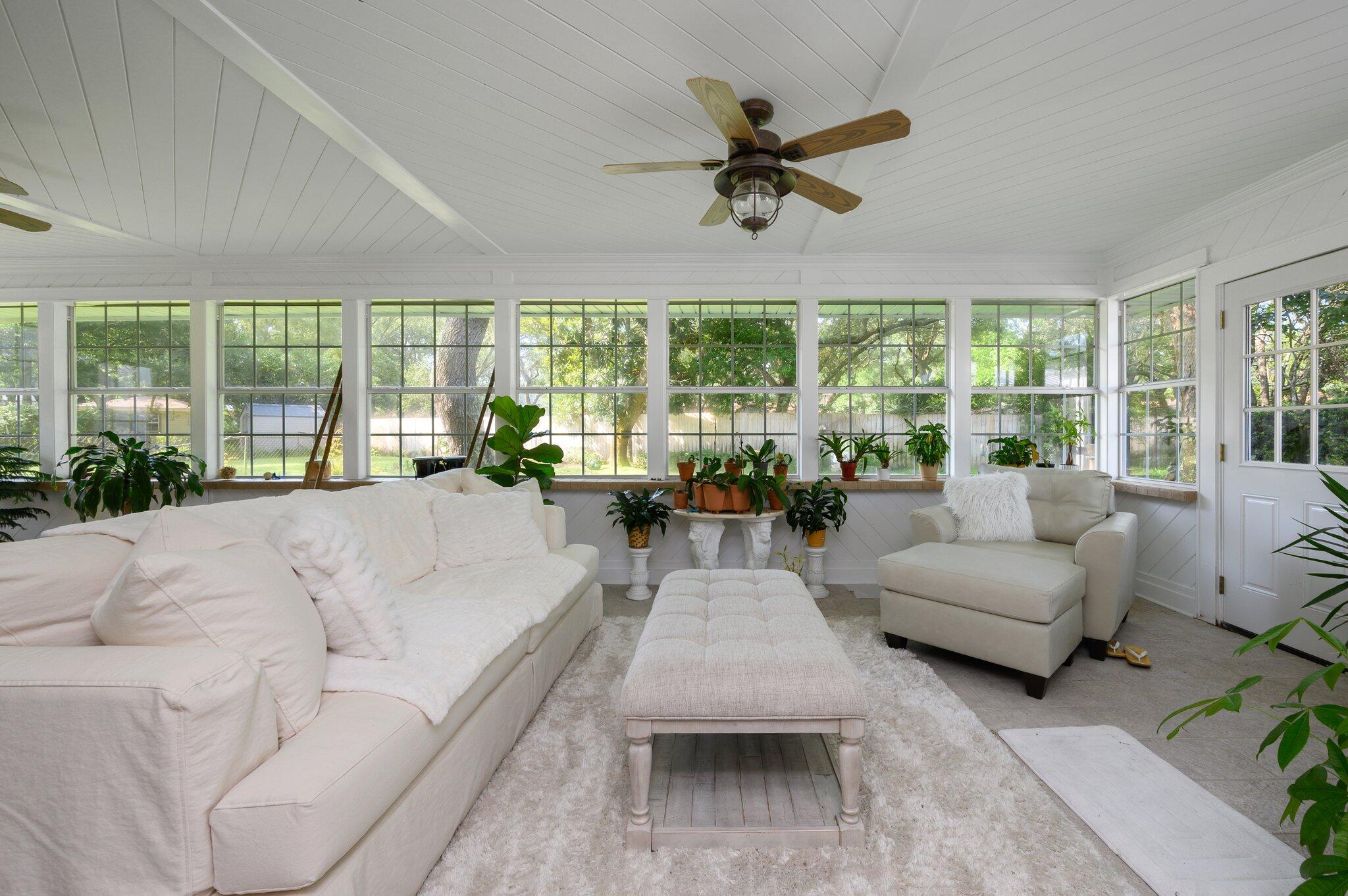 LAKE LORRAINE ESTATES 2 - Residential