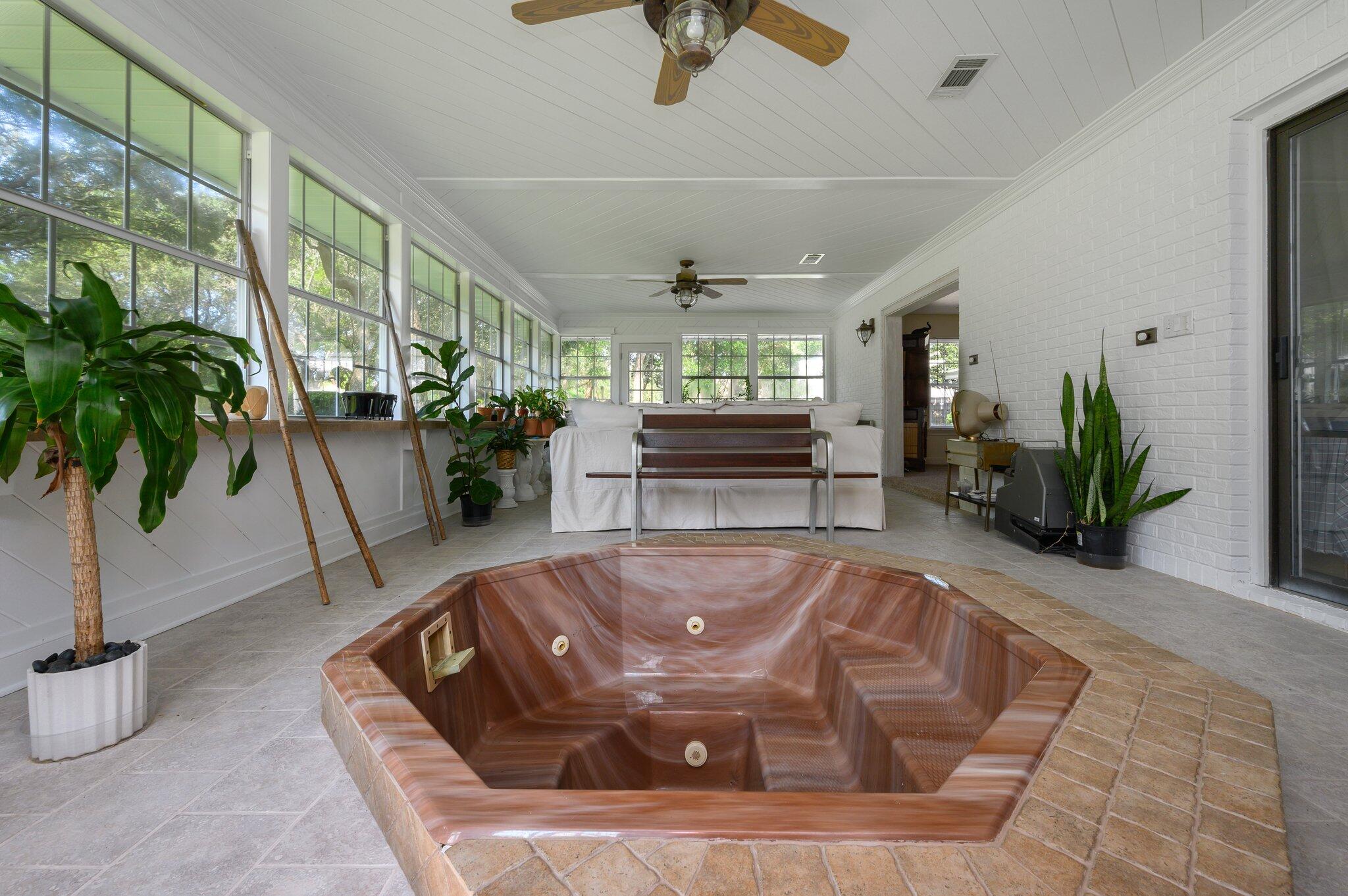 LAKE LORRAINE ESTATES 2 - Residential