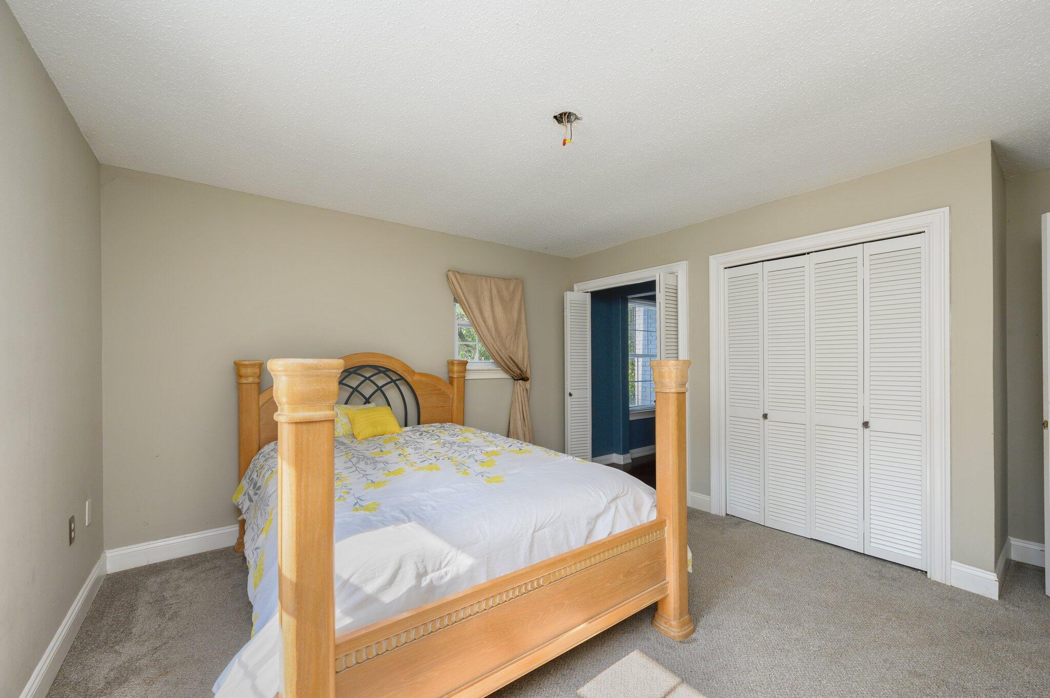 LAKE LORRAINE ESTATES 2 - Residential