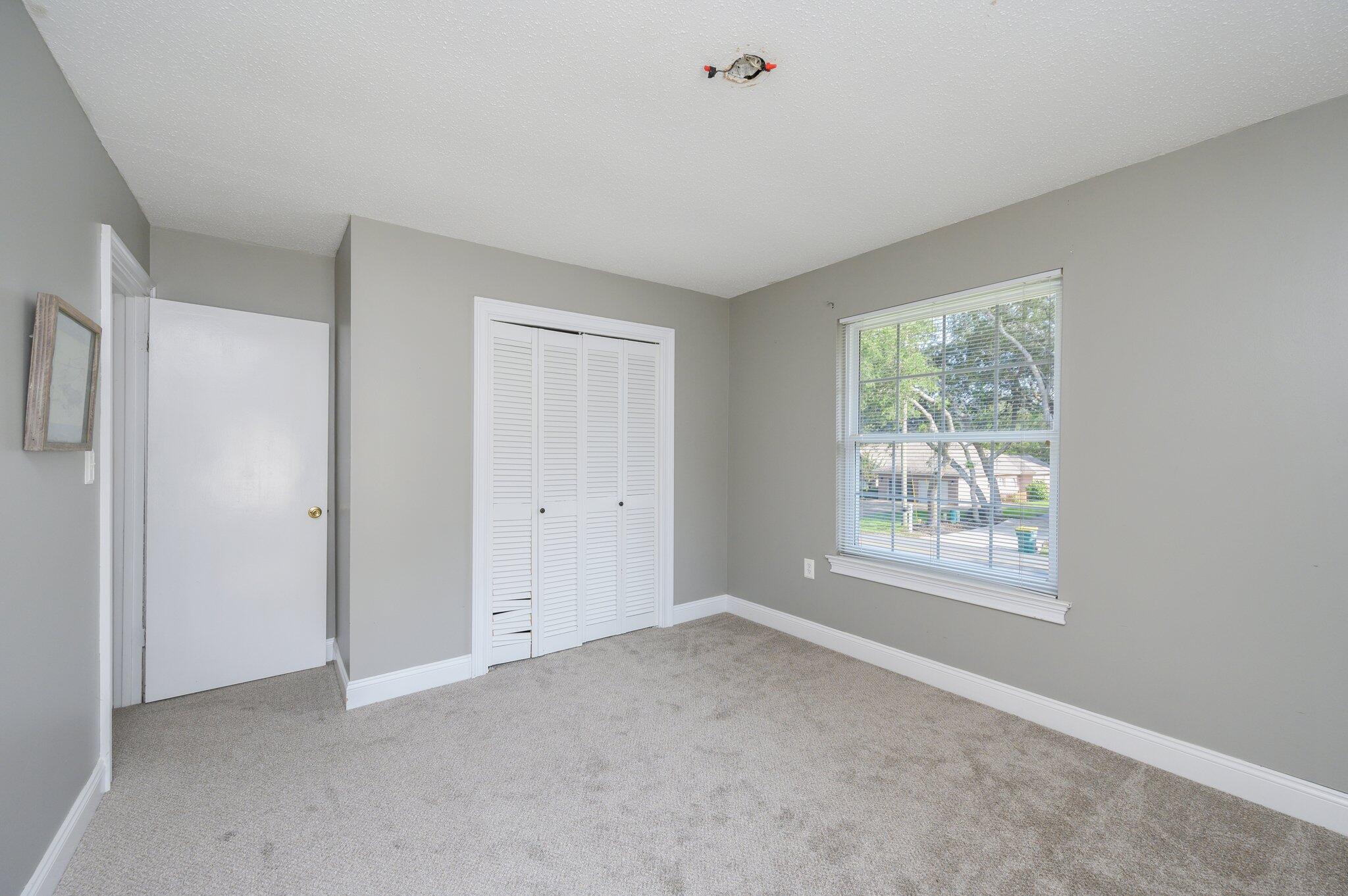 LAKE LORRAINE ESTATES 2 - Residential