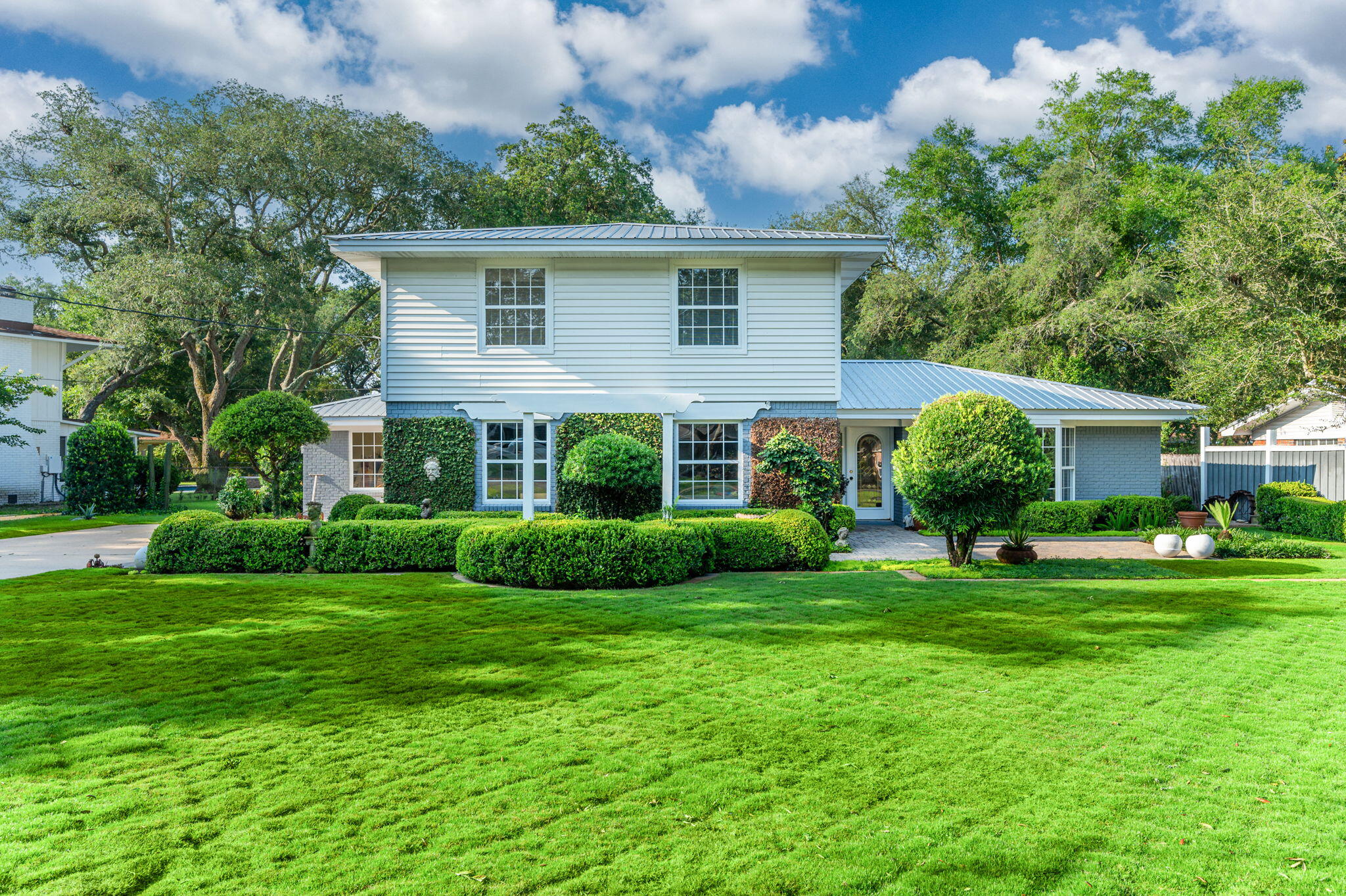 LAKE LORRAINE ESTATES 2 - Residential