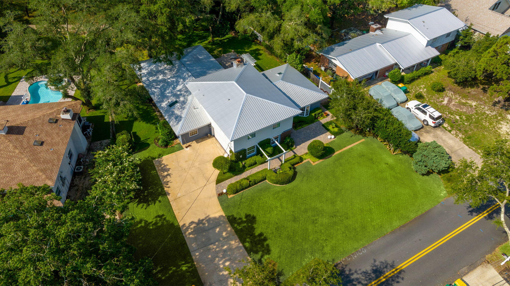 LAKE LORRAINE ESTATES 2 - Residential