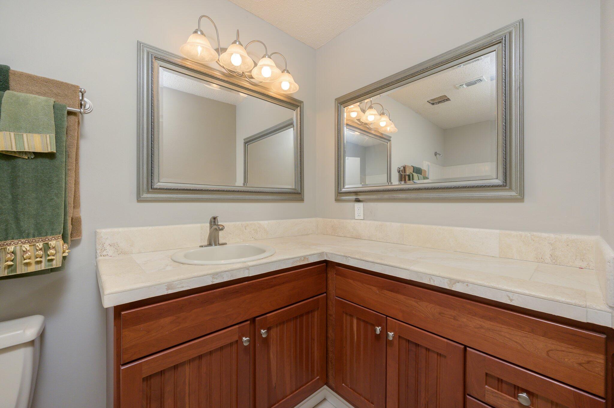 LAKE LORRAINE ESTATES 2 - Residential