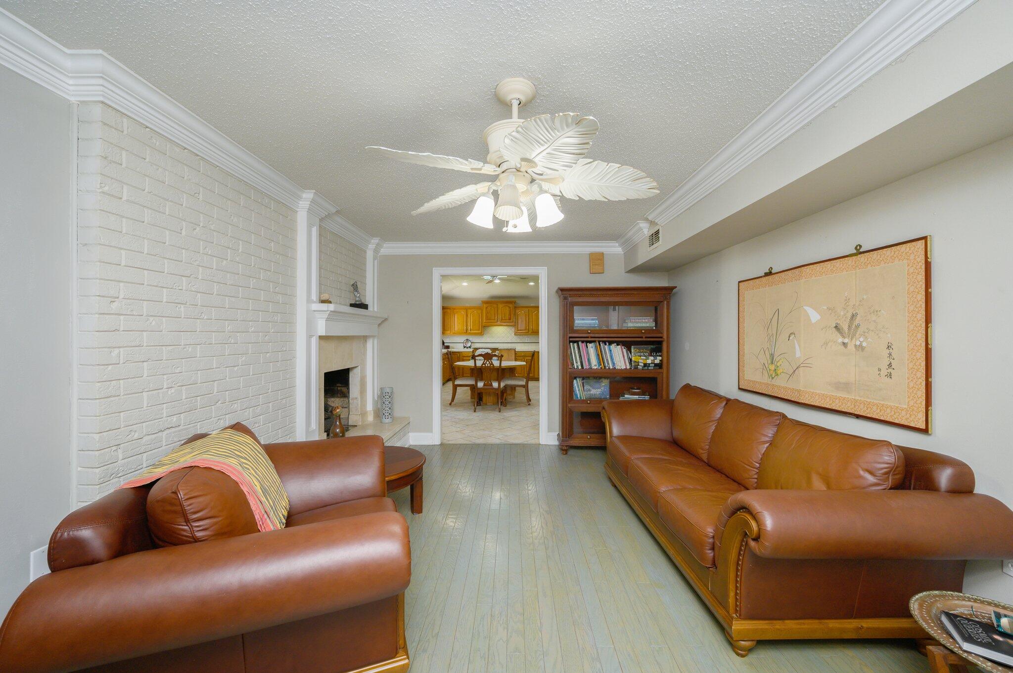 LAKE LORRAINE ESTATES 2 - Residential